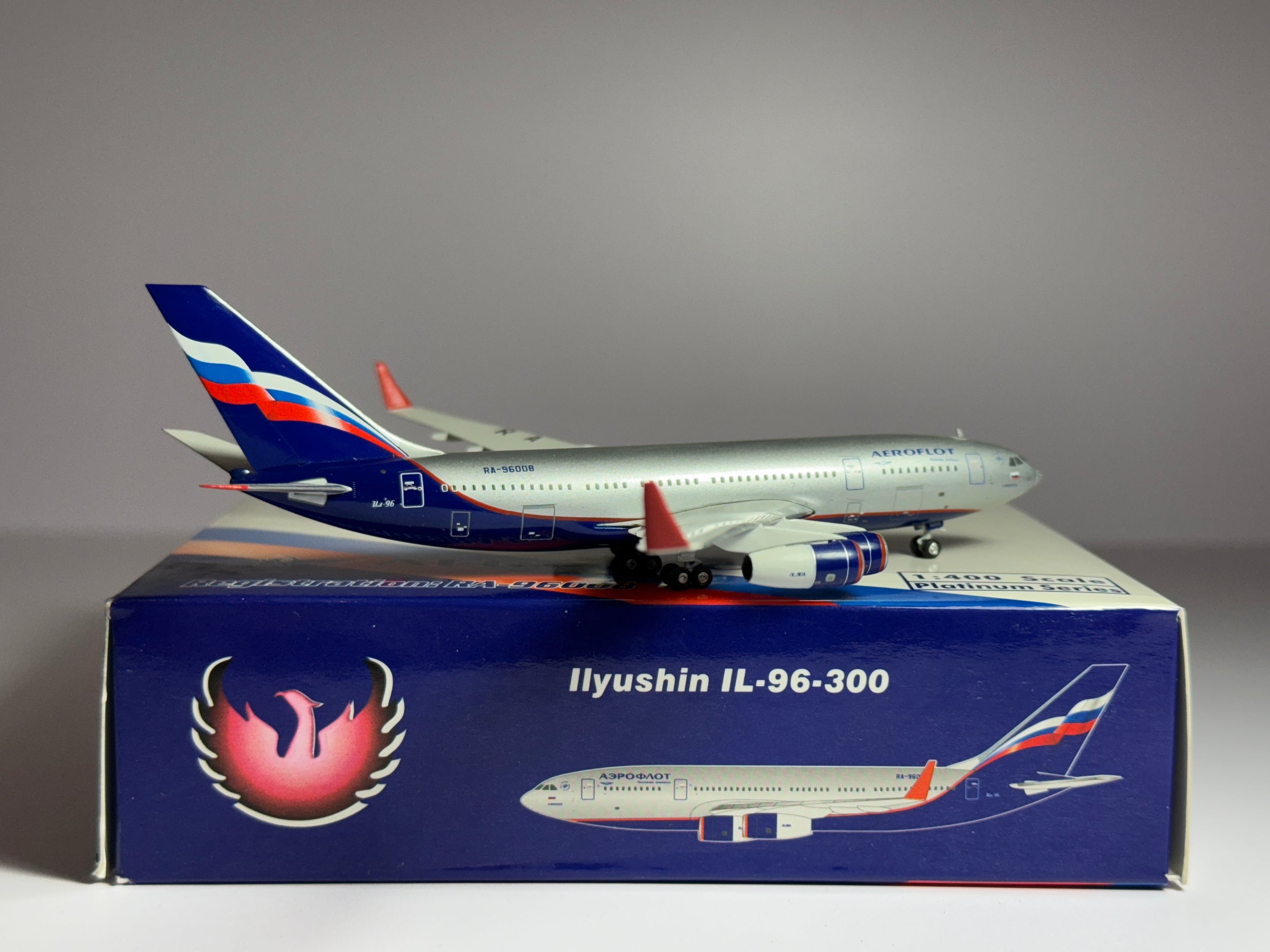Phoenix Models 1:400 Aeroflot Ilyushin IL-96-300 RA-96008 current colors PH410635