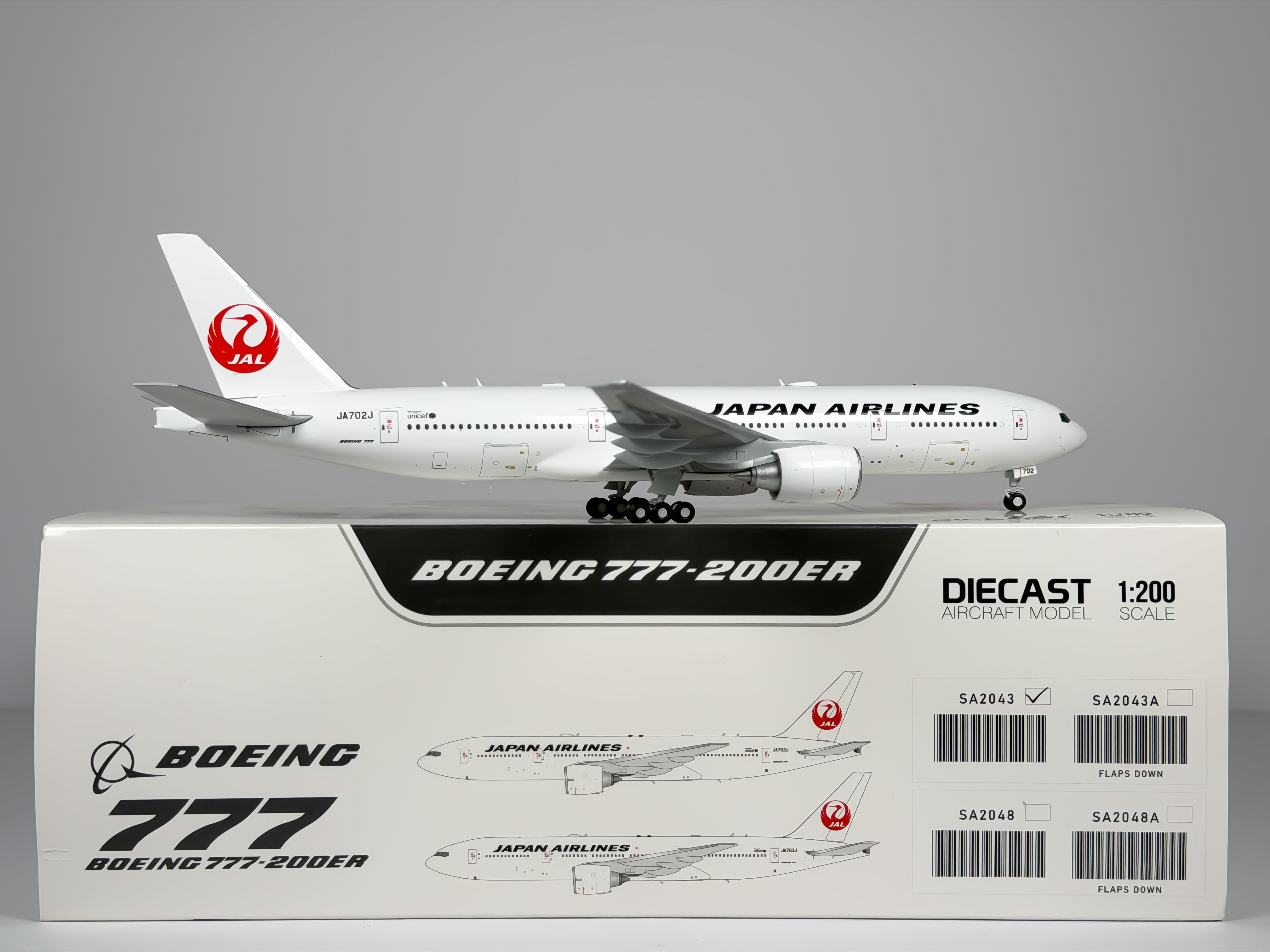 Japan Airlines (JAL) Boeing 777-200ER 1:200 JC Wings JA702J (SA2043)