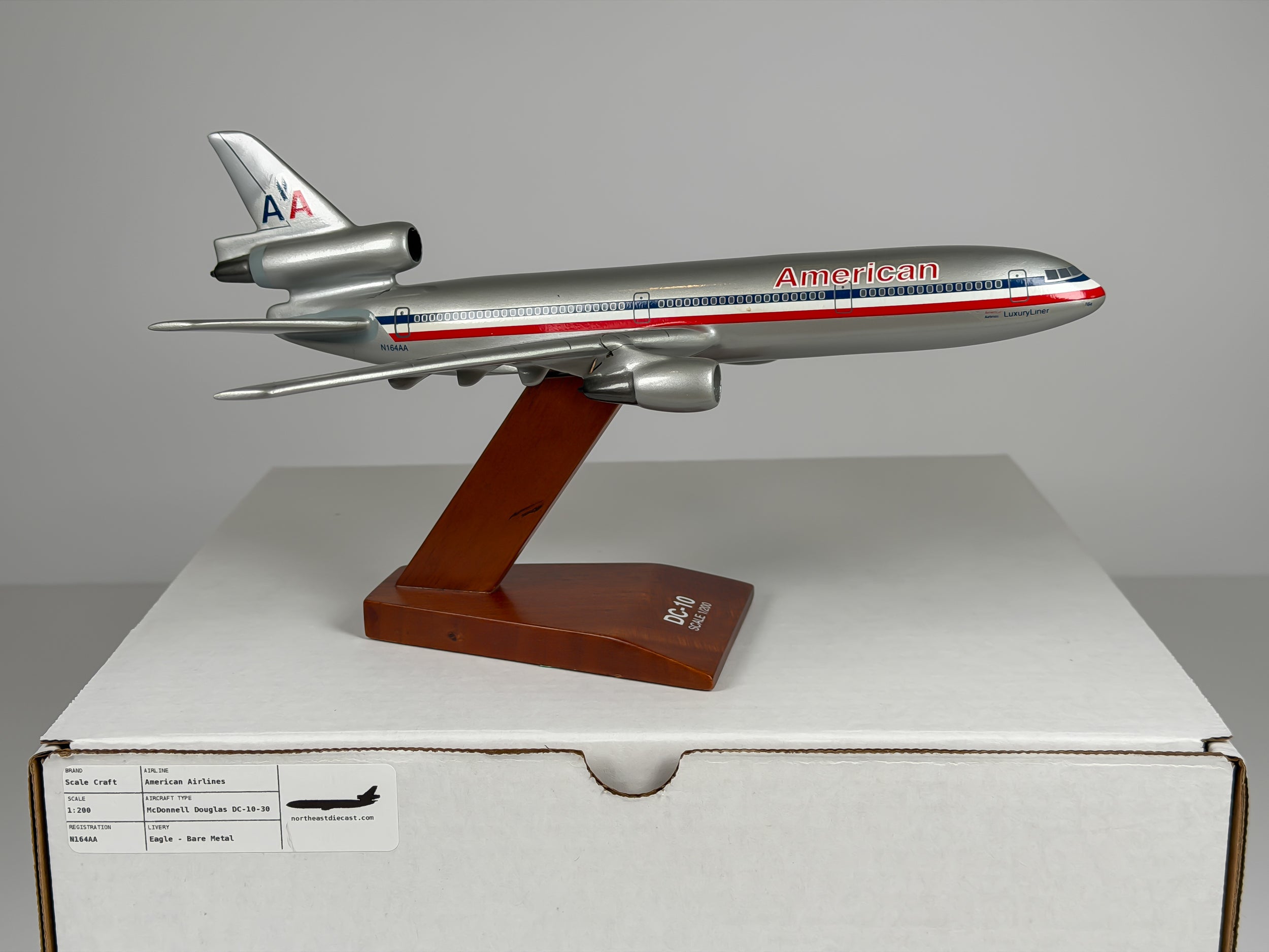 1:200 American Airlines McDonnell Douglas DC-10-30 (N164AA) - Eagle - Bare Metal | Scale Craft