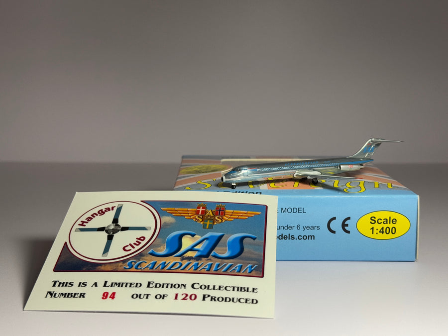 Aeroclassics 1:400 SAS Scandinavian Douglas DC-9 SE-DDT polished "Viking Ship" ACSEDDT