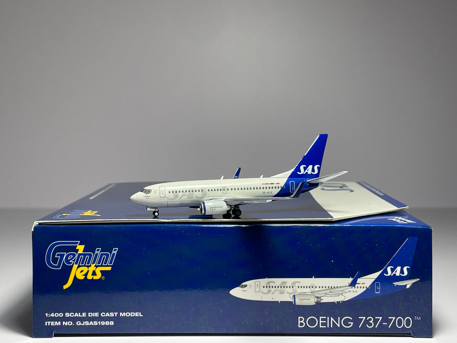 Gemini Jets 1:400 Scandanavian Airlines Boeing 737-700 SE-RJX GJSAS1988