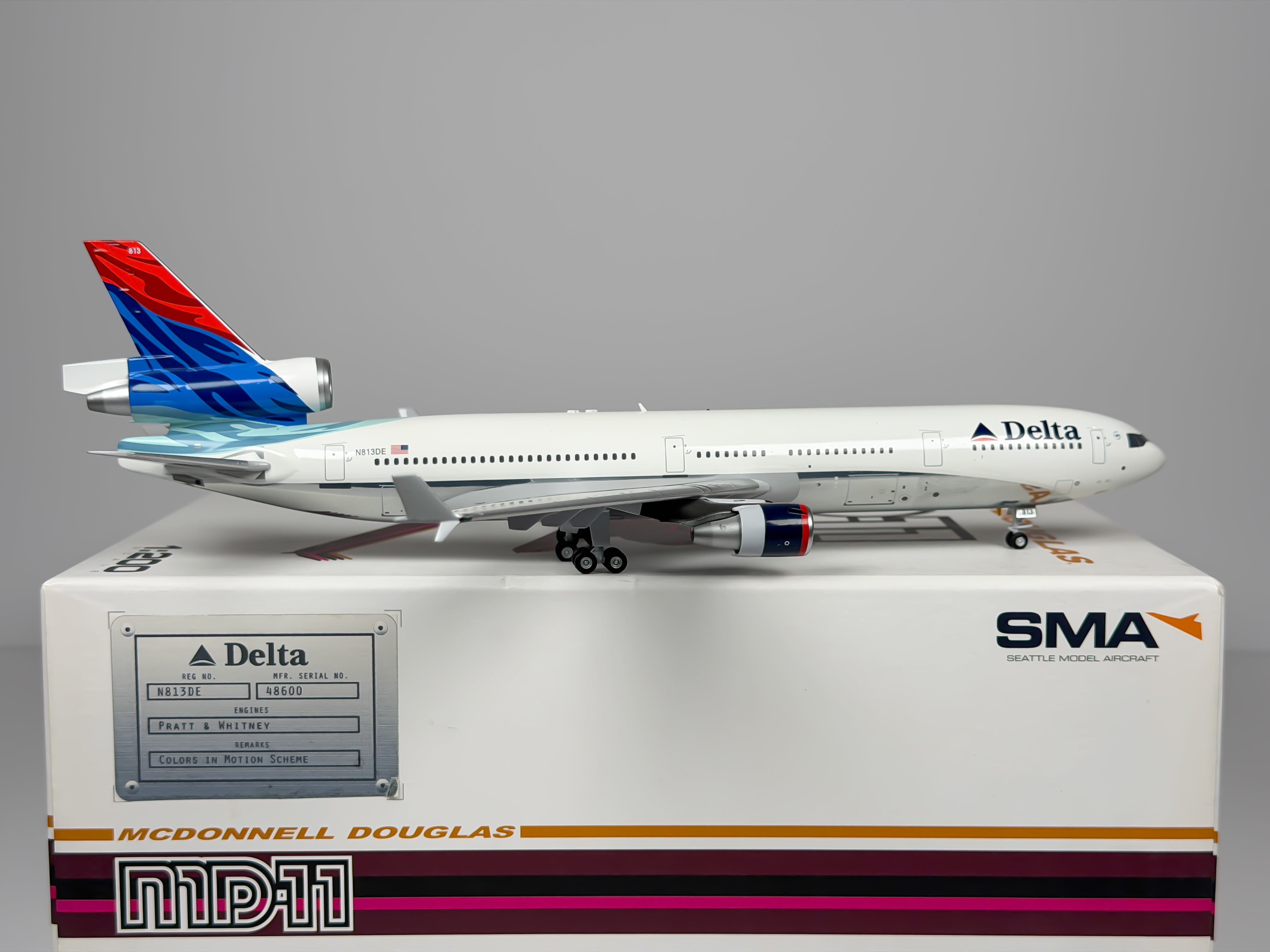 Delta Air Lines McDonnell Douglas MD-11 1:200 SMAC N813DE (SM2-001-006-05)