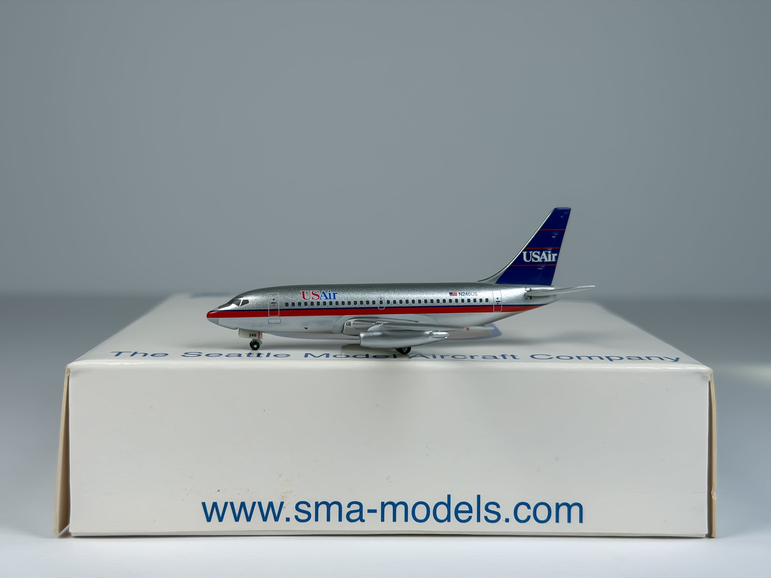 USAir Boeing 737-200 1:400 SMAC N246US (SMA021001)