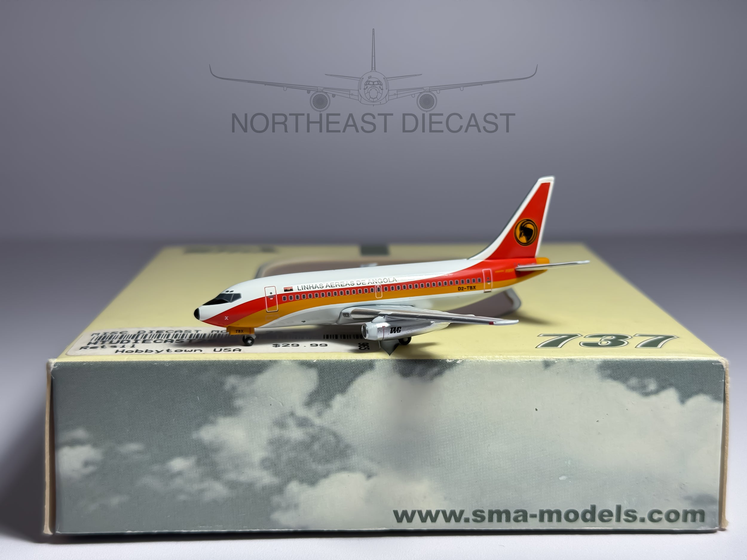 TAAG Angola Airlines Boeing 737-200 1:400 Aeroclassics D2-TBX (SMA030501)