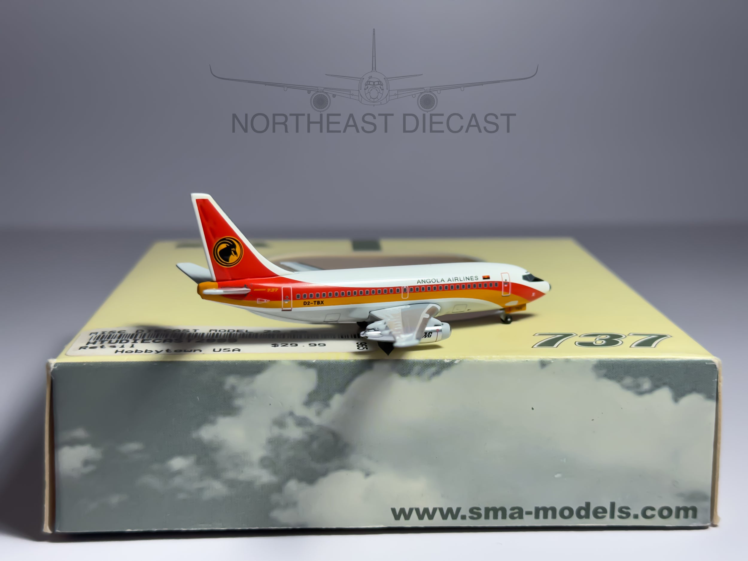 TAAG Angola Airlines Boeing 737-200 1:400 Aeroclassics D2-TBX (SMA030501)