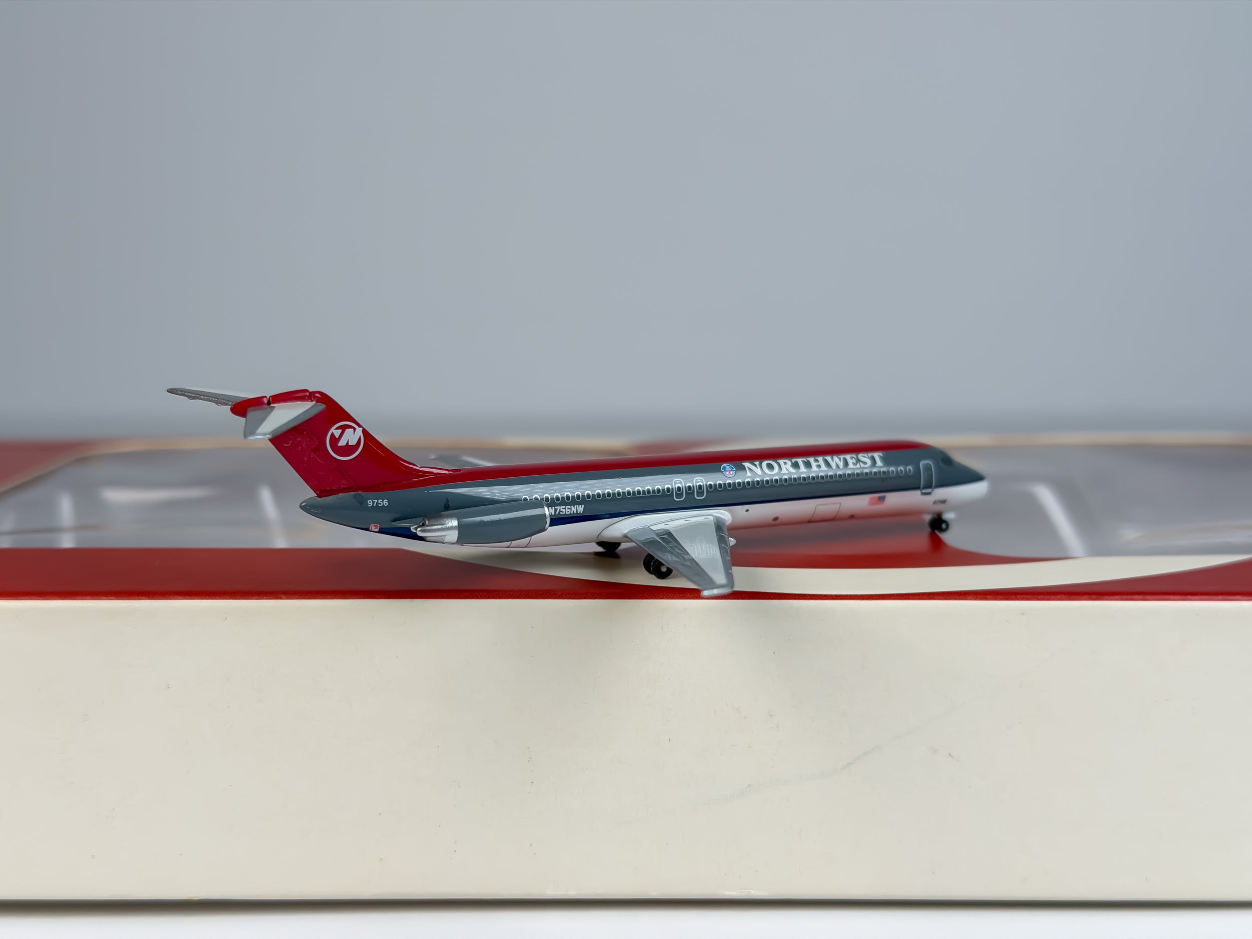 Northwest Airlines Douglas DC-9-30/40/50 1:400 SMAC N606NW + N756NW + N401EA (SMA031101)