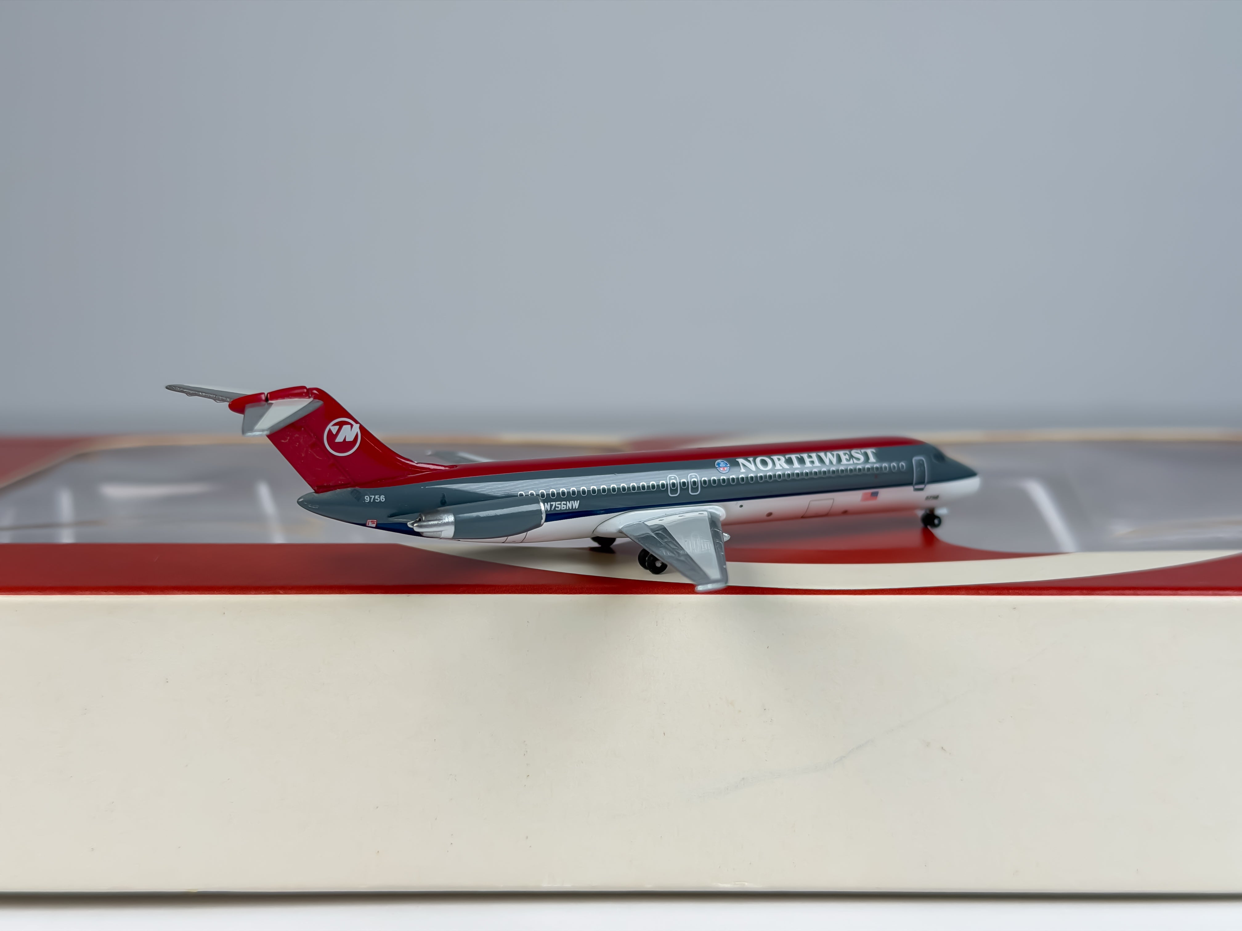 Northwest Airlines Douglas DC-9-30/40/50 1:400 SMAC N606NW + N756NW + N401EA (SMA031101)