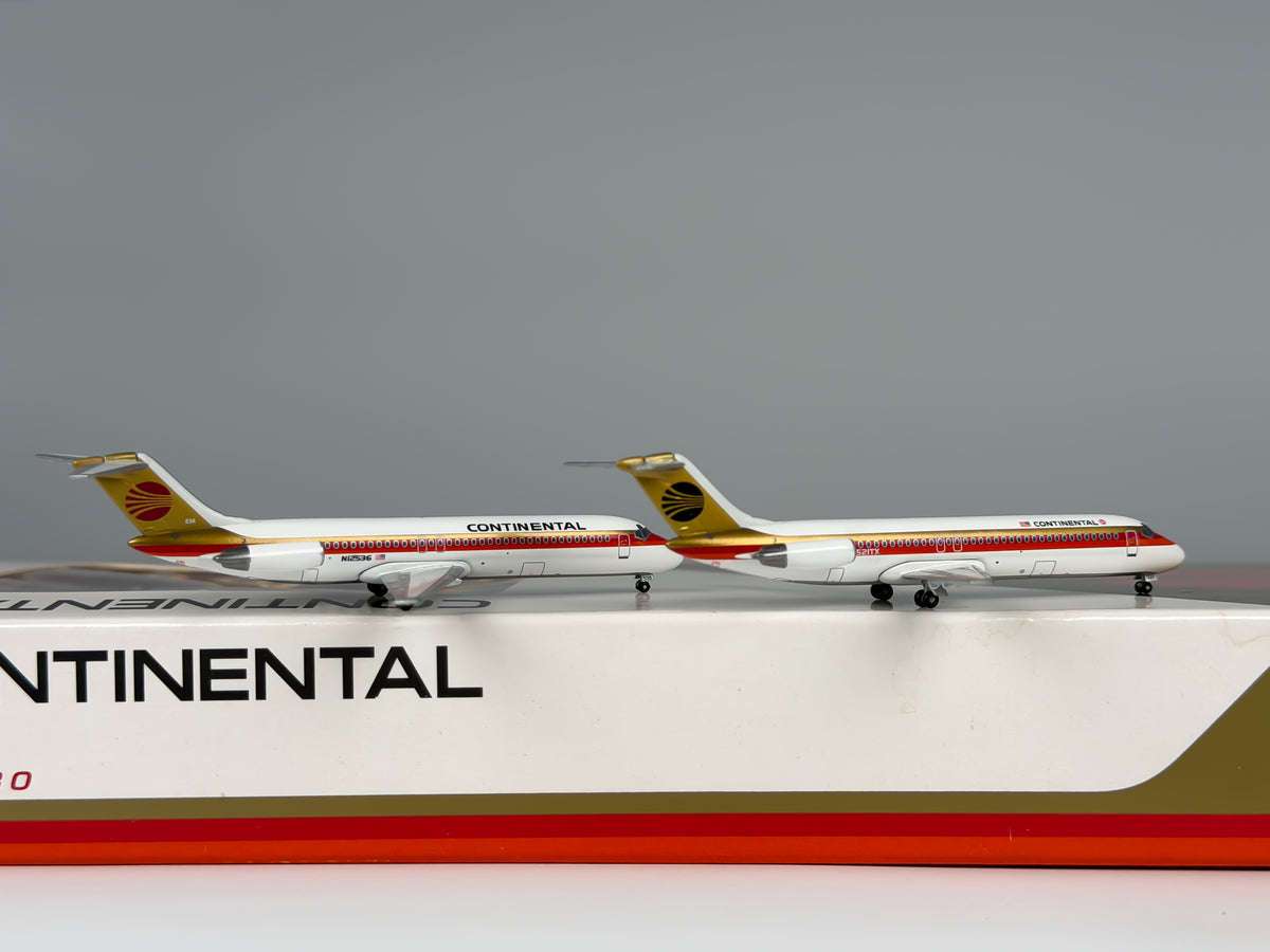 Continental Airlines Douglas DC-9-30 1:400 SMAC N521TX & N12536 (SMA040301)