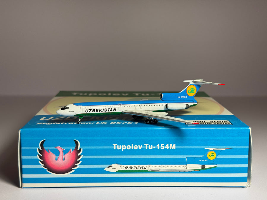 Phoenix Models 1:400 Uzbekistan Tupolev TU-154M UK-85764 PH410830