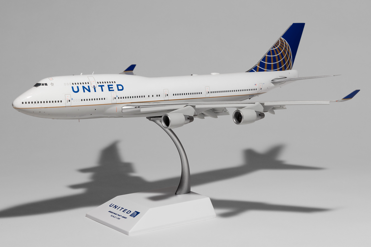 JC Wings 1:200 United Boeing 747-400 N175UA Flaps Down XX20520A
