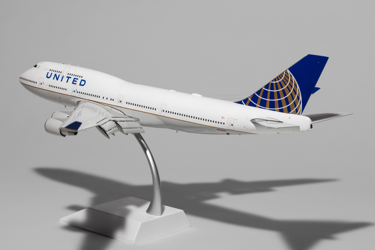 JC Wings 1:200 United Boeing 747-400 N175UA Flaps Down XX20520A