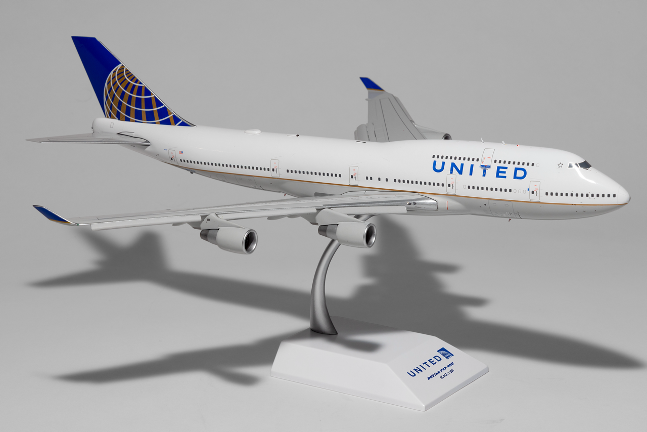 JC Wings 1:200 United Boeing 747-400 N175UA Flaps Down XX20520A