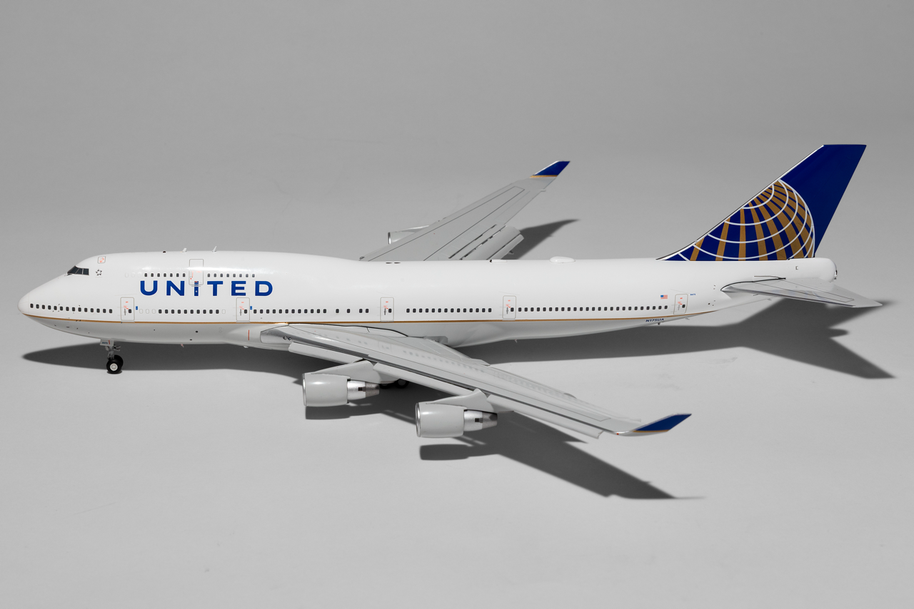 JC Wings 1:200 United Boeing 747-400 N175UA Flaps Down XX20520A