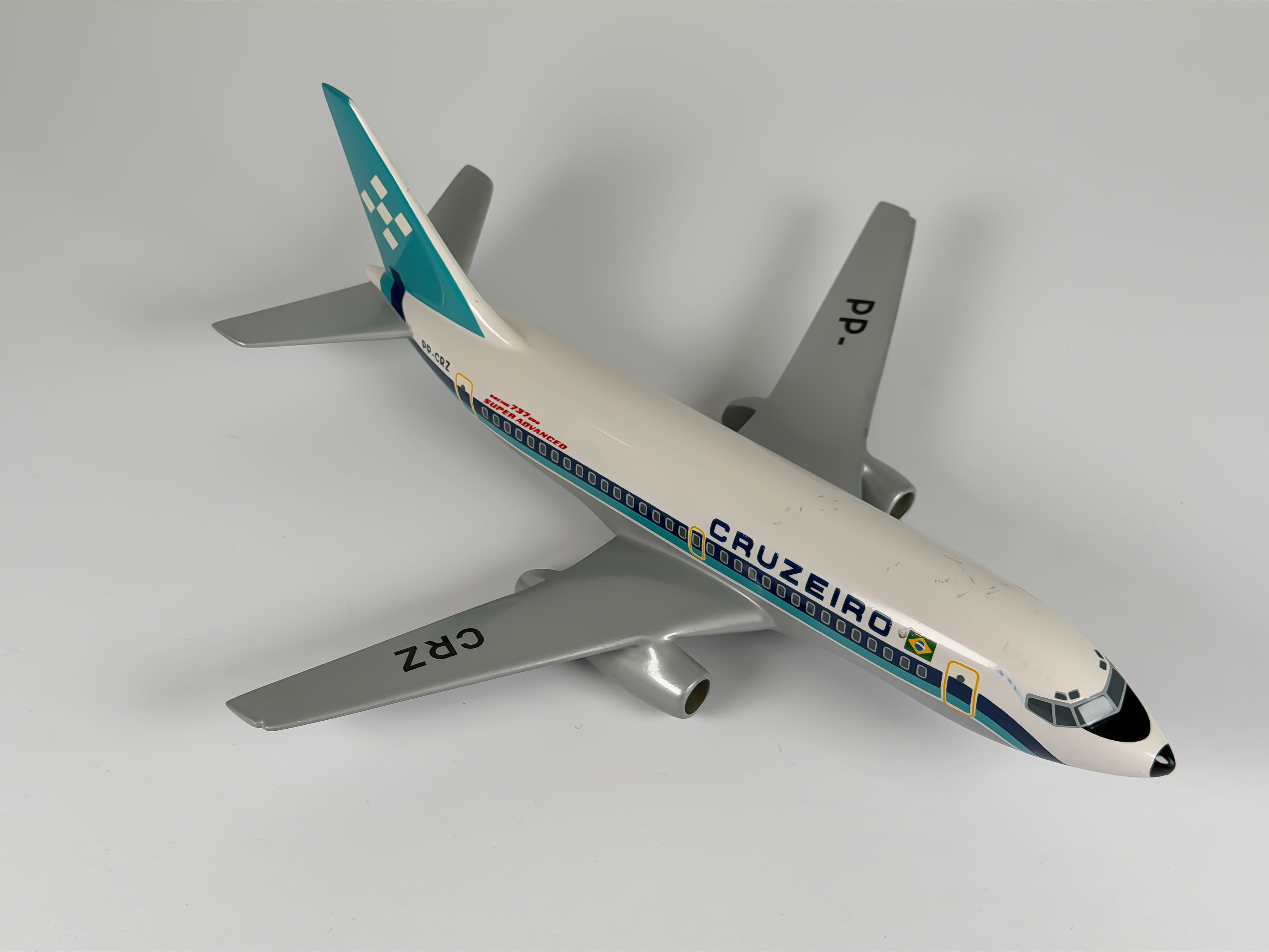 1:100 Cruziero Boeing 737-200 (PP-CRZ) - Blue Cheatline | Vogelaar Model