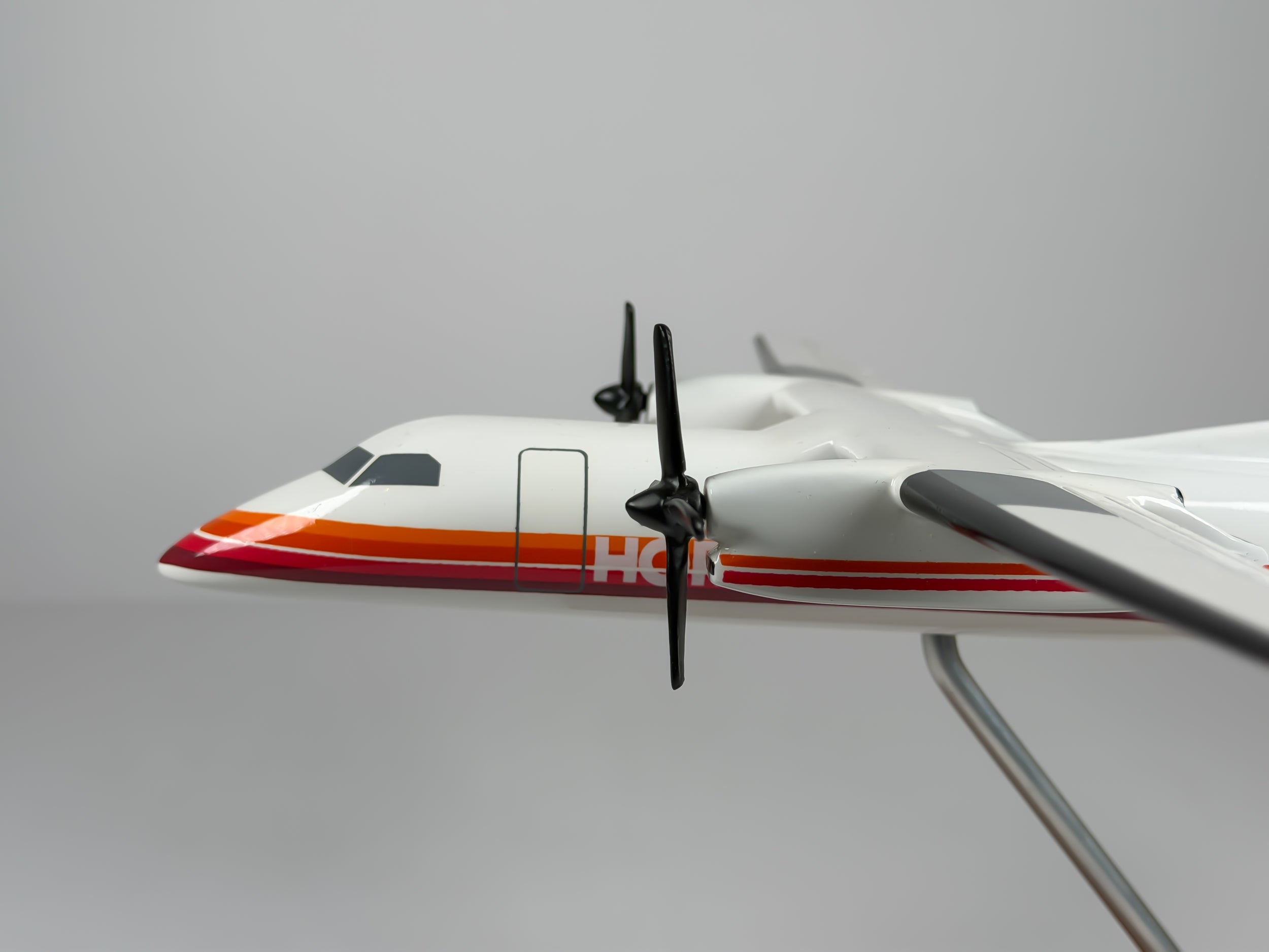 1:72 Horizon Air De Havilland Q200 (DHC-8-200) (N811PH) - Sunset | Vogelaar Model