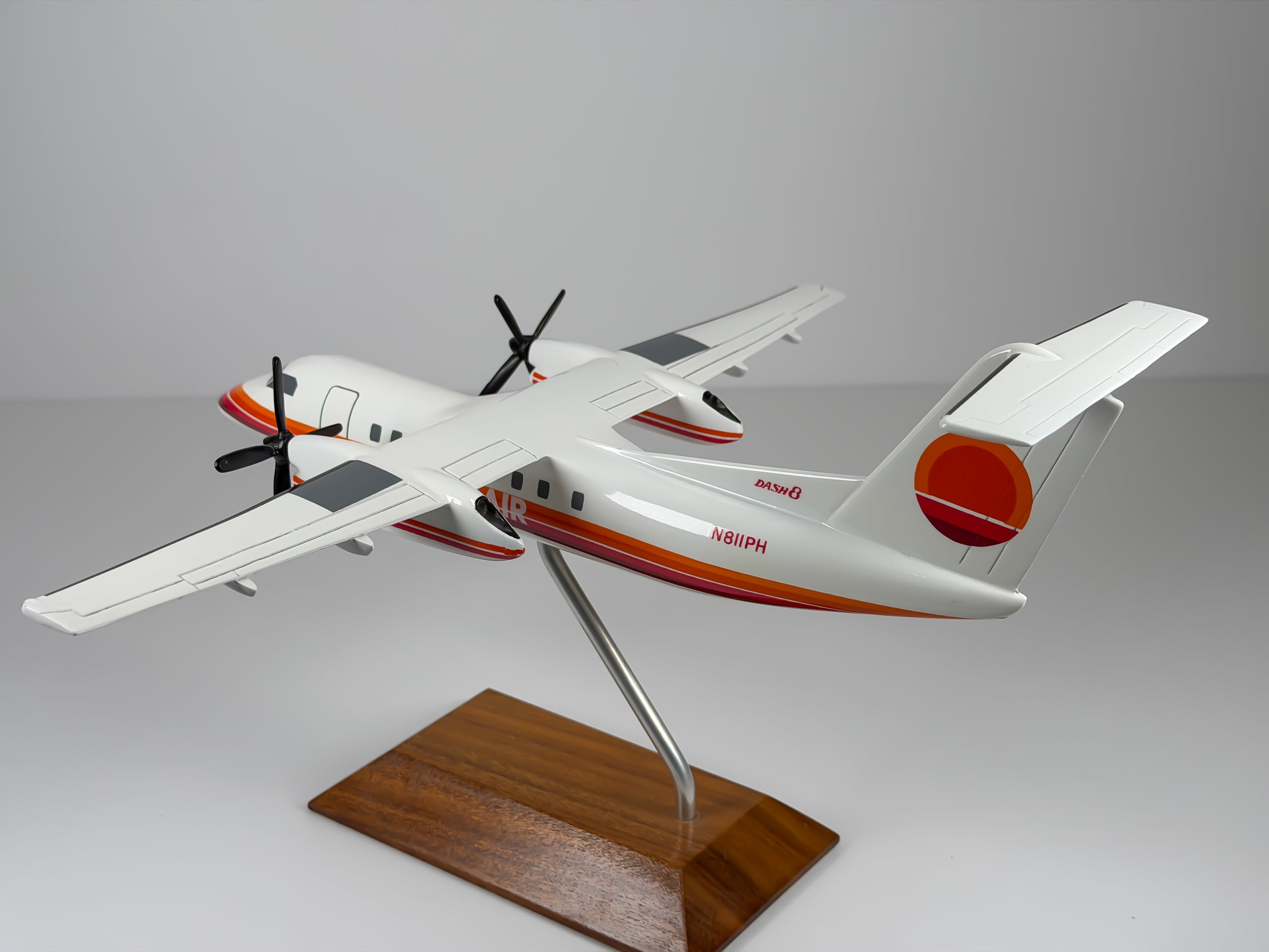 1:72 Horizon Air De Havilland Q200 (DHC-8-200) (N811PH) - Sunset | Vogelaar Model
