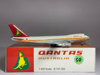 Aeroclassics 1:400 Qantas Airways Boeing 747-200 VH-EBM Boxing Kangaroo BB42006XX