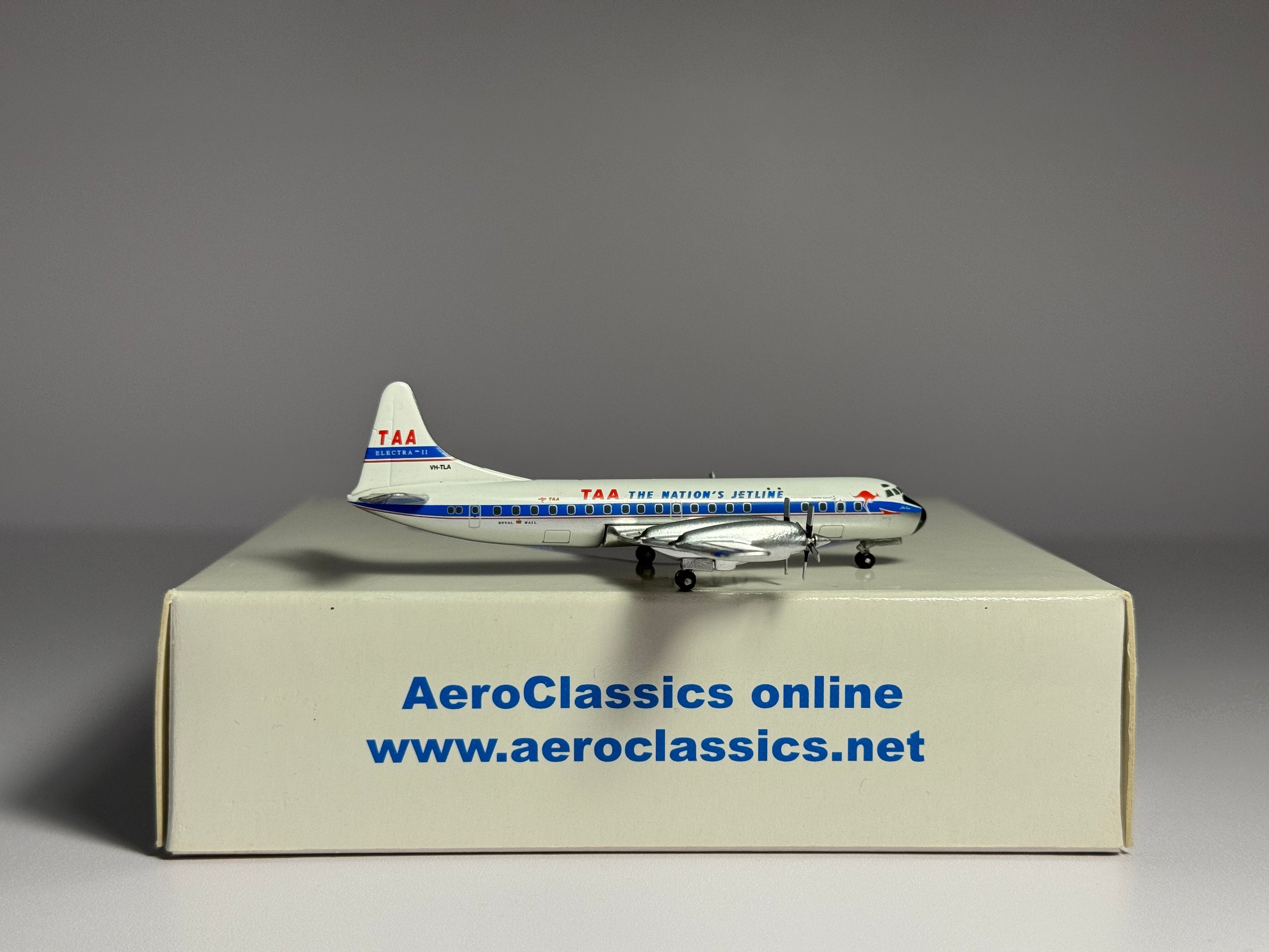 Aeroclassics 1:400 Trans Australian Airlines Lockheed L-188 Electra VH-TLA ACVHTLA