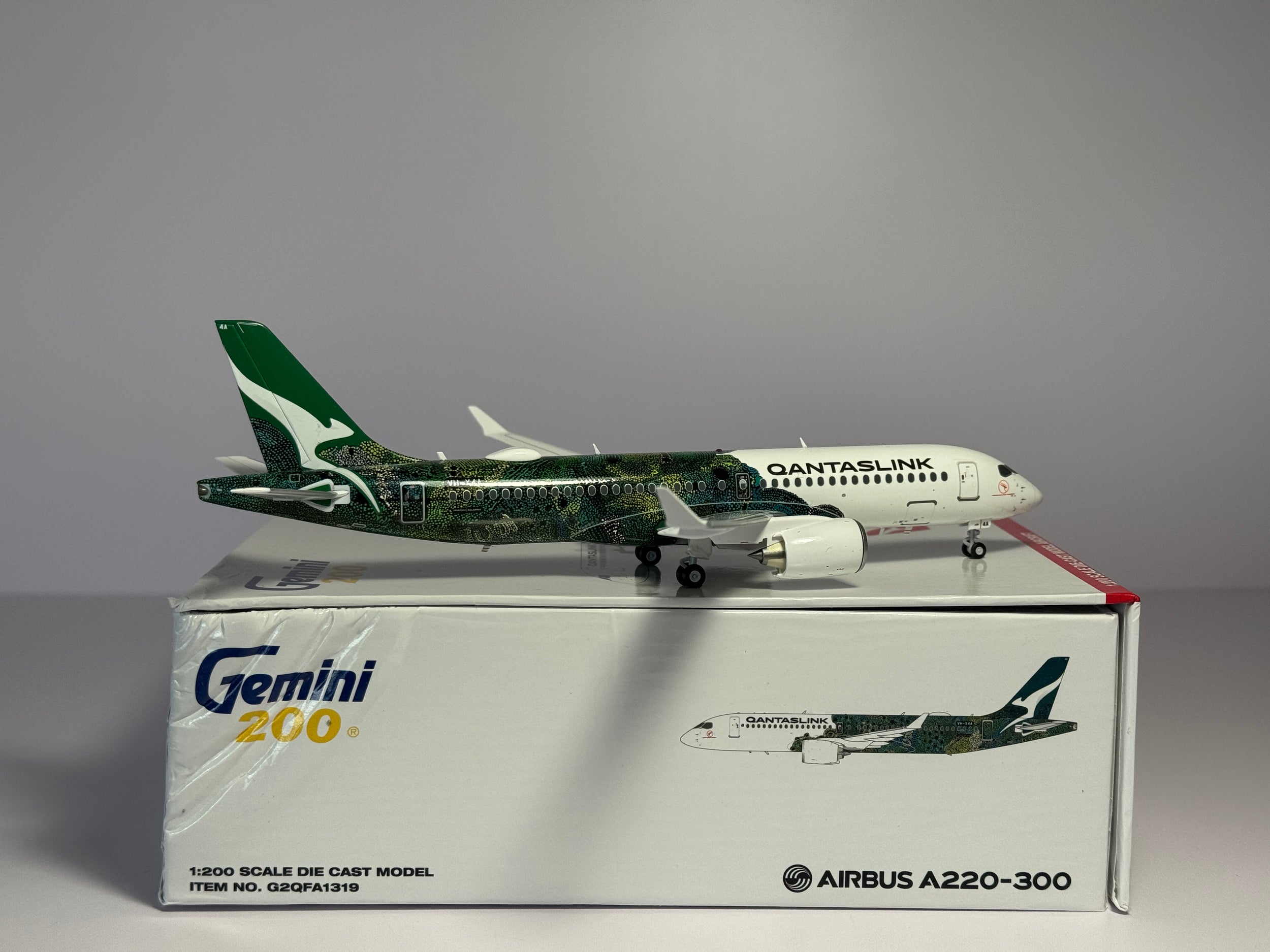 Gemini Jets 1:200 Qantas Link Airbus A220-300 VH-X4A Minyma Kutjara G2QFA1319