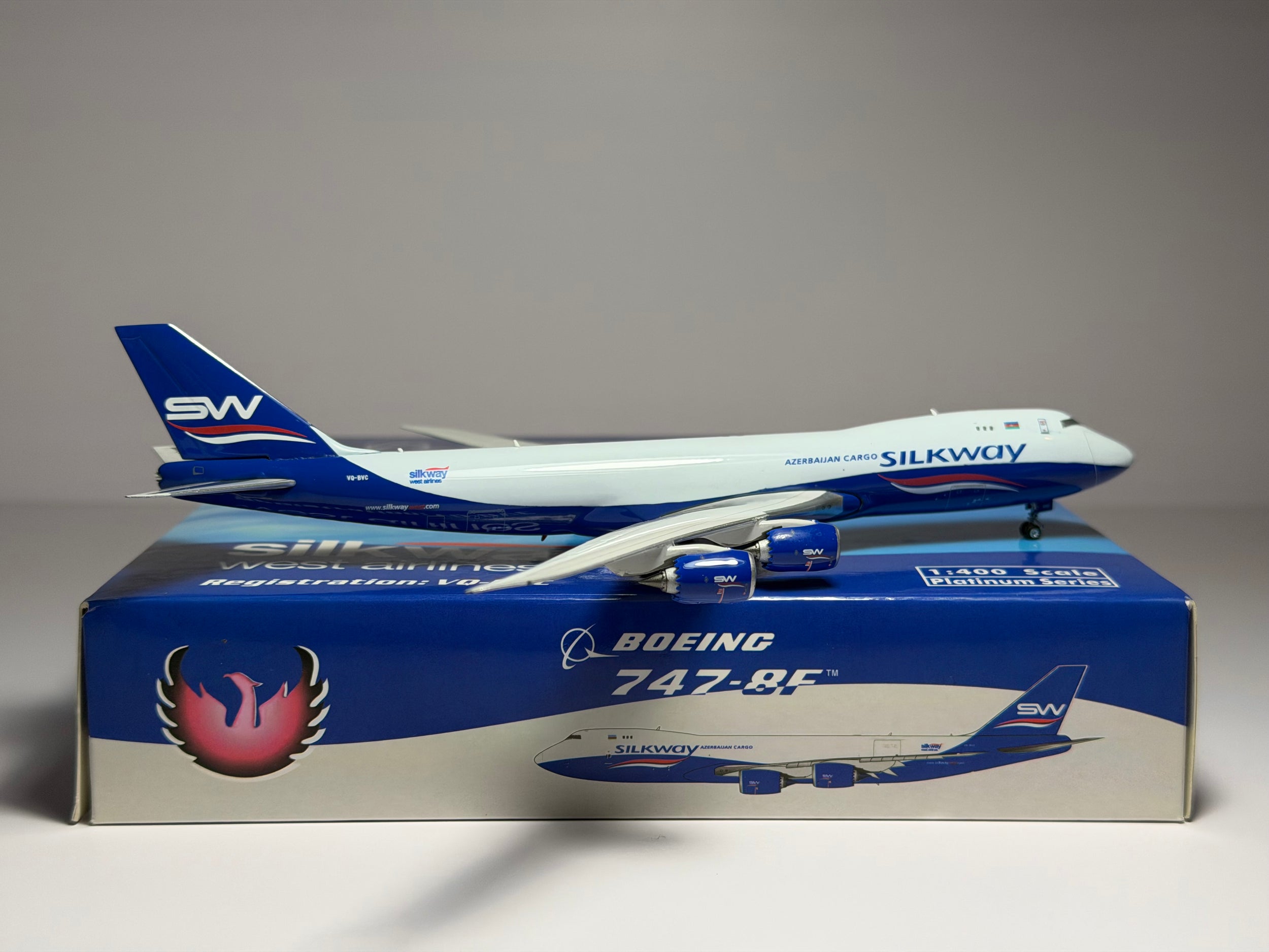 Phoenix Model 1:400 Silkway Boeing 747-8F VQ-BVC West Airlines PH411079