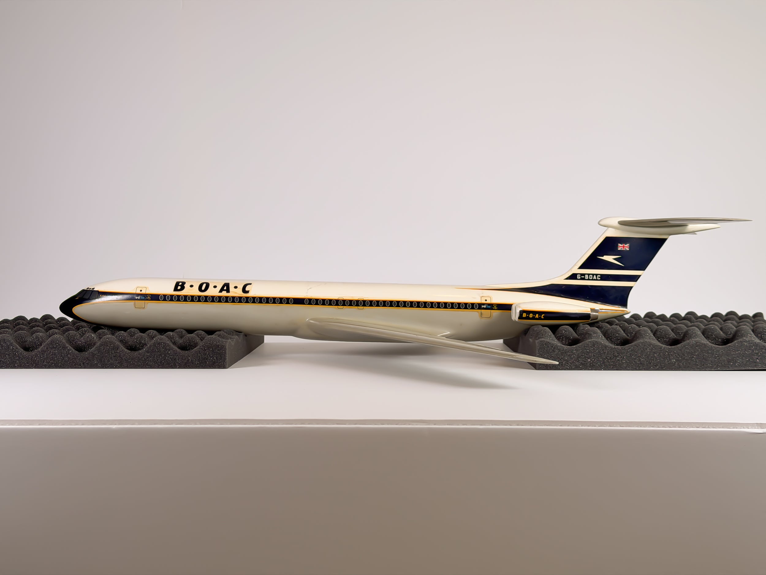1:72 BOAC Vickers VC-10 (G-BOAC) - Golden Speedbird | Westway Models
