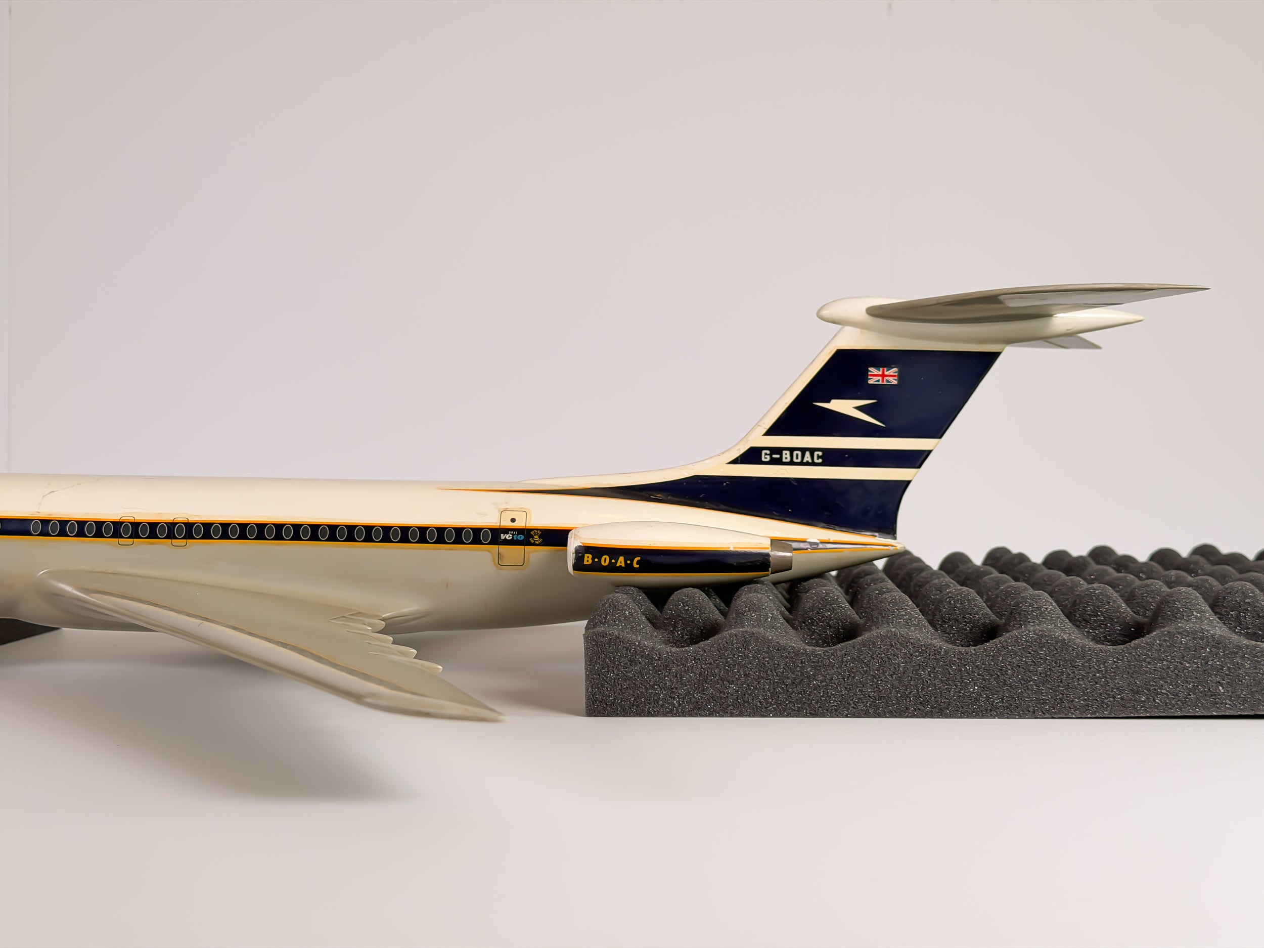 1:72 BOAC Vickers VC-10 (G-BOAC) - Golden Speedbird | Westway Models