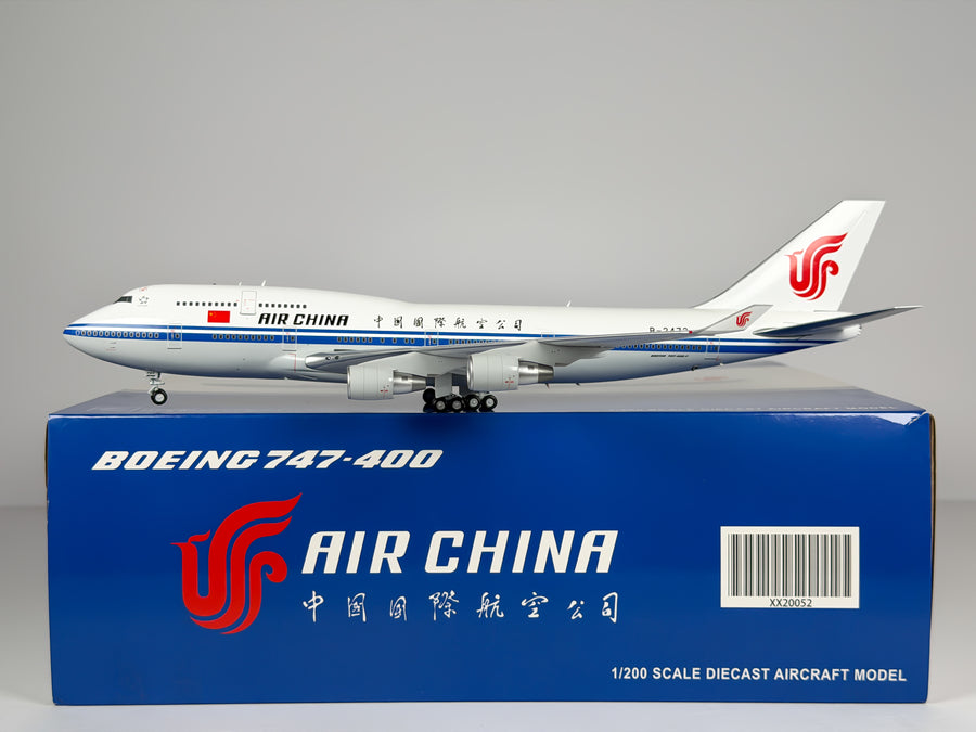 Air China Boeing 747-400 1:200 JC Wings B-2472 (XX20052)