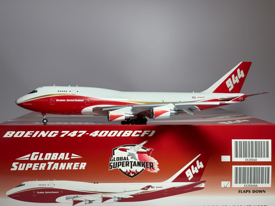 Global Supertanker Boeing 747-400F 1:200 JC Wings N744ST (XX20068A)
