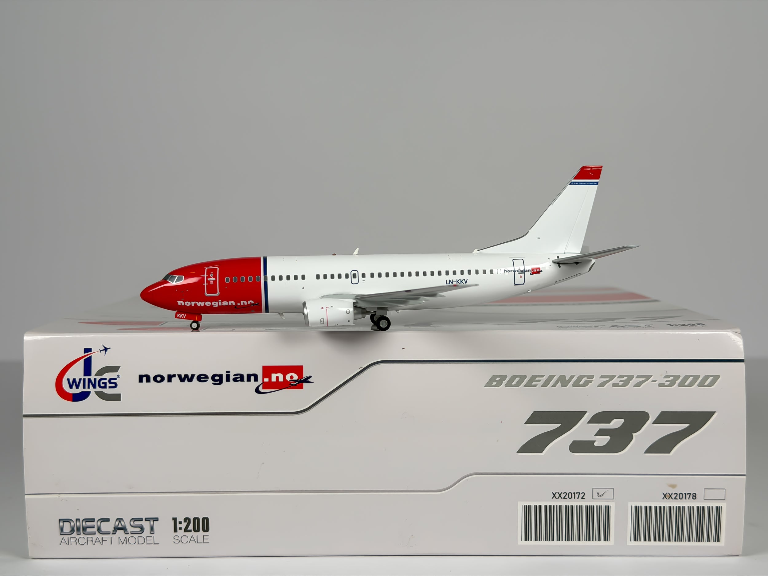Norwegian Boeing 737-300 1:200 JC Wings LN-KKV (XX20172)