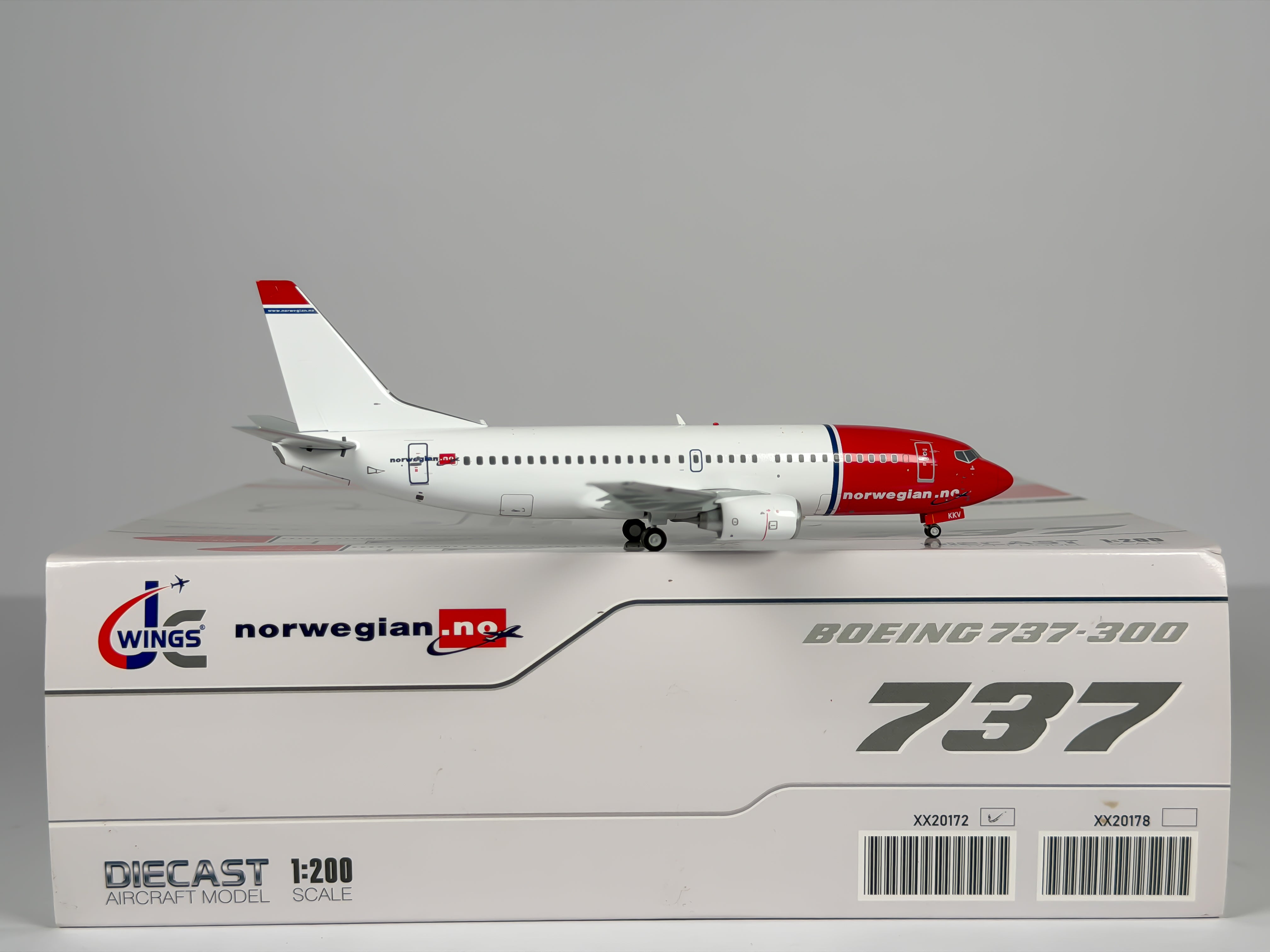 Norwegian Boeing 737-300 1:200 JC Wings LN-KKV (XX20172)