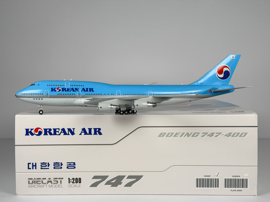 Korean Air Boeing 747-400 1:200 JC Wings HL7461 (XX20187)