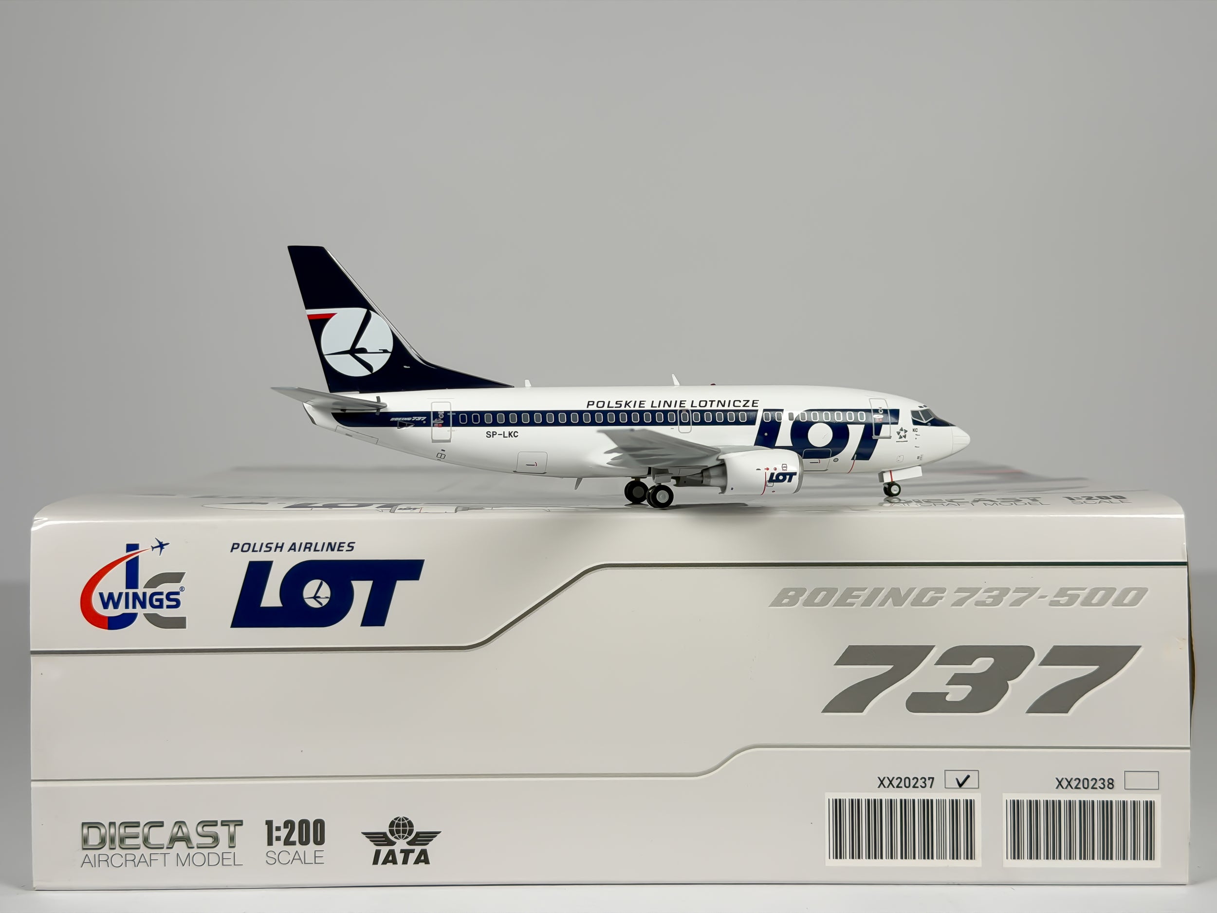 LOT Polish Airlines Boeing 737-500 1:200 JC Wings SP-LKC (XX20237)