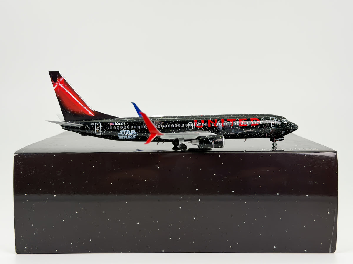 United Airlines Boeing 737-900ER 1:200 JC Wings N36272 (XX20284)