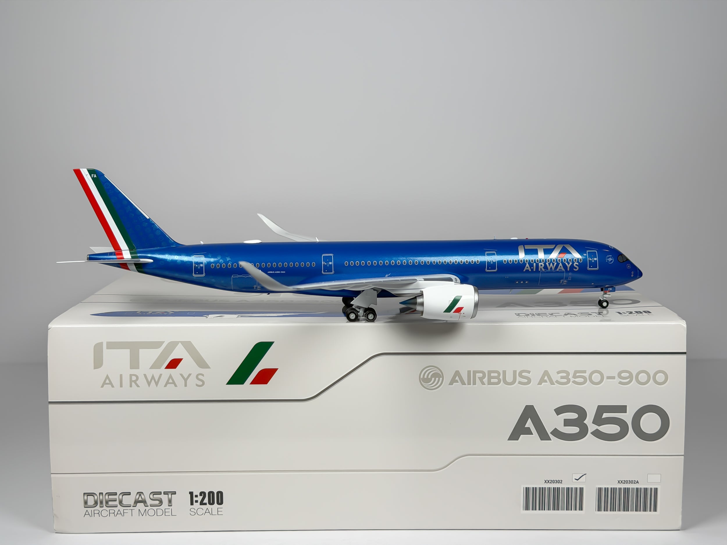 ITA Airways Airbus A350-900 1:200 JC Wings EI-IFA (XX20302)