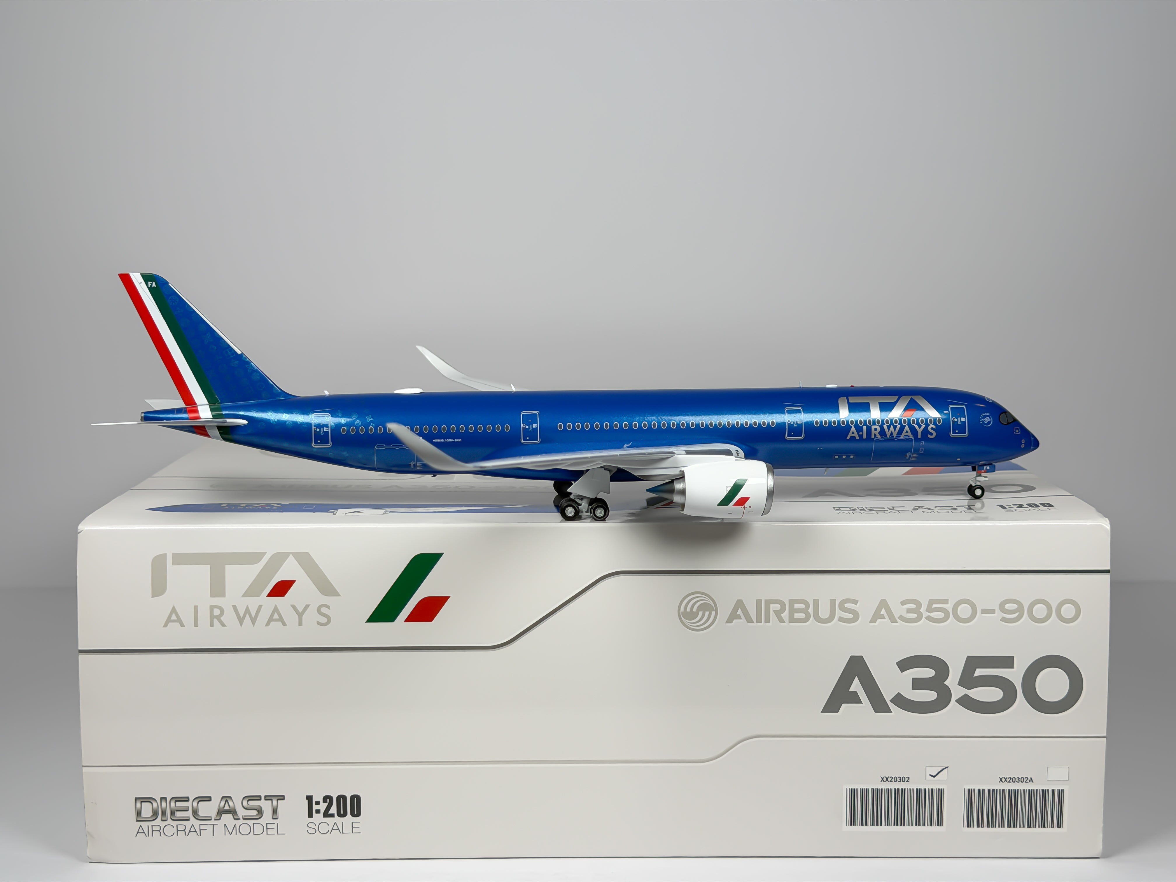 ITA Airways Airbus A350-900 1:200 JC Wings EI-IFA (XX20302)