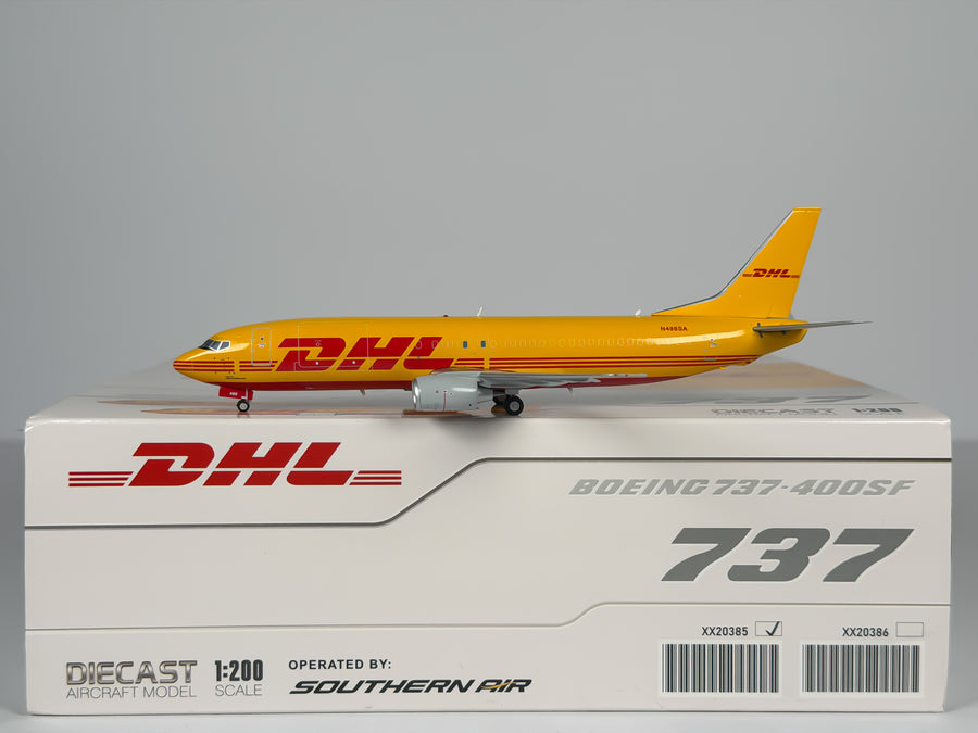 DHL Boeing 737-400F 1:200 JC Wings N498SA (XX20385)