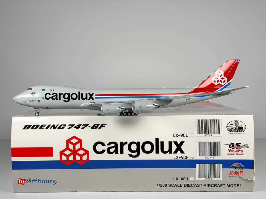 Cargolux Boeing 747-8F 1:200 JC Wings LX-VCF (XX2042)