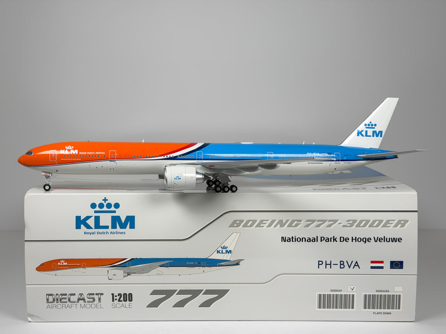 KLM Royal Dutch Airlines Boeing 777-300ER 1:200 JC Wings PH-BVA (XX20449)