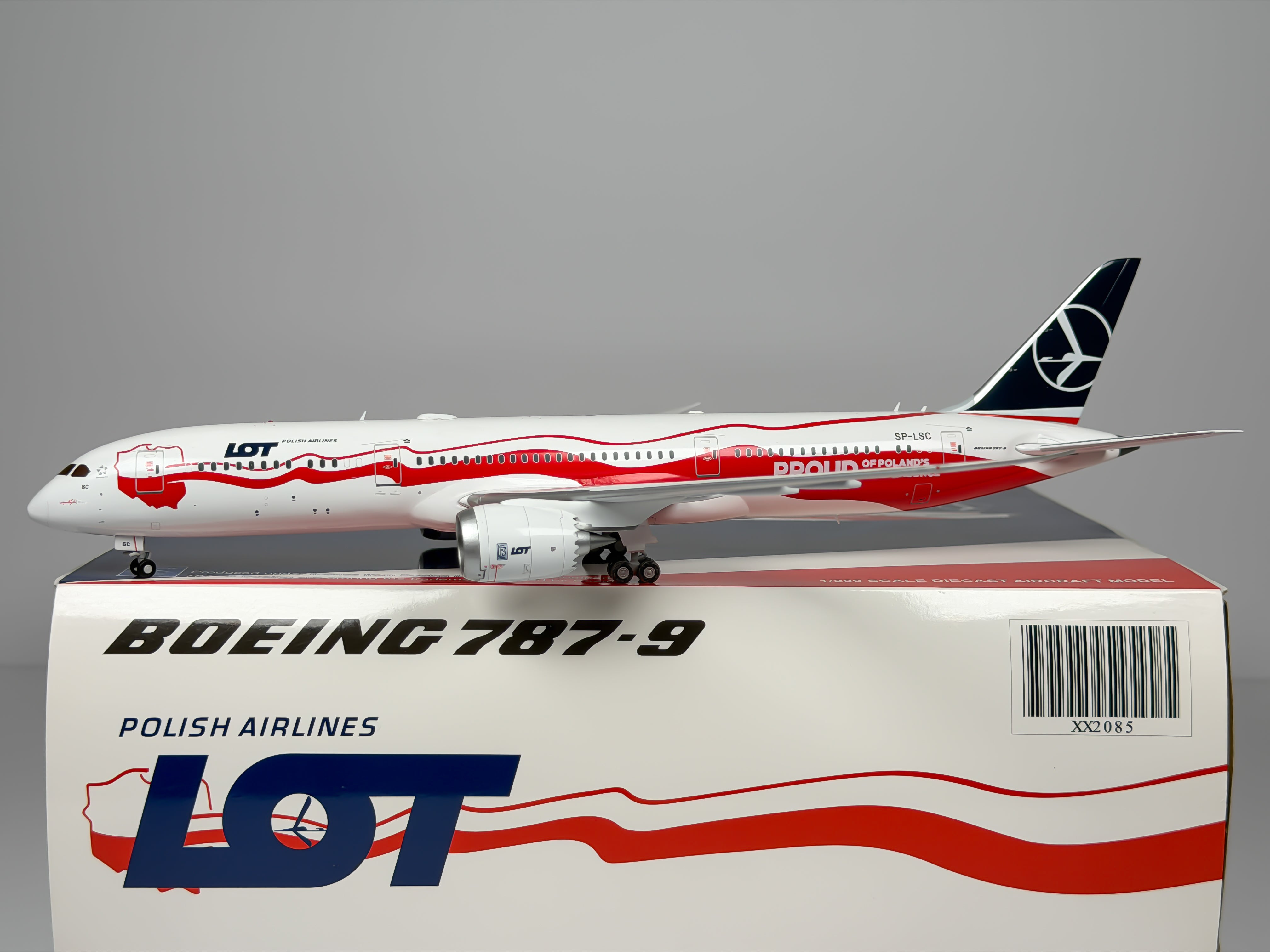 LOT Polish Airlines Boeing 787-9 1:200 JC Wings SP-LSC (XX2085)