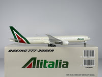 Alitalia Boeing 777-300ER 1:200 JC Wings EI-WLA (XX2157A) (Flaps Down Version)