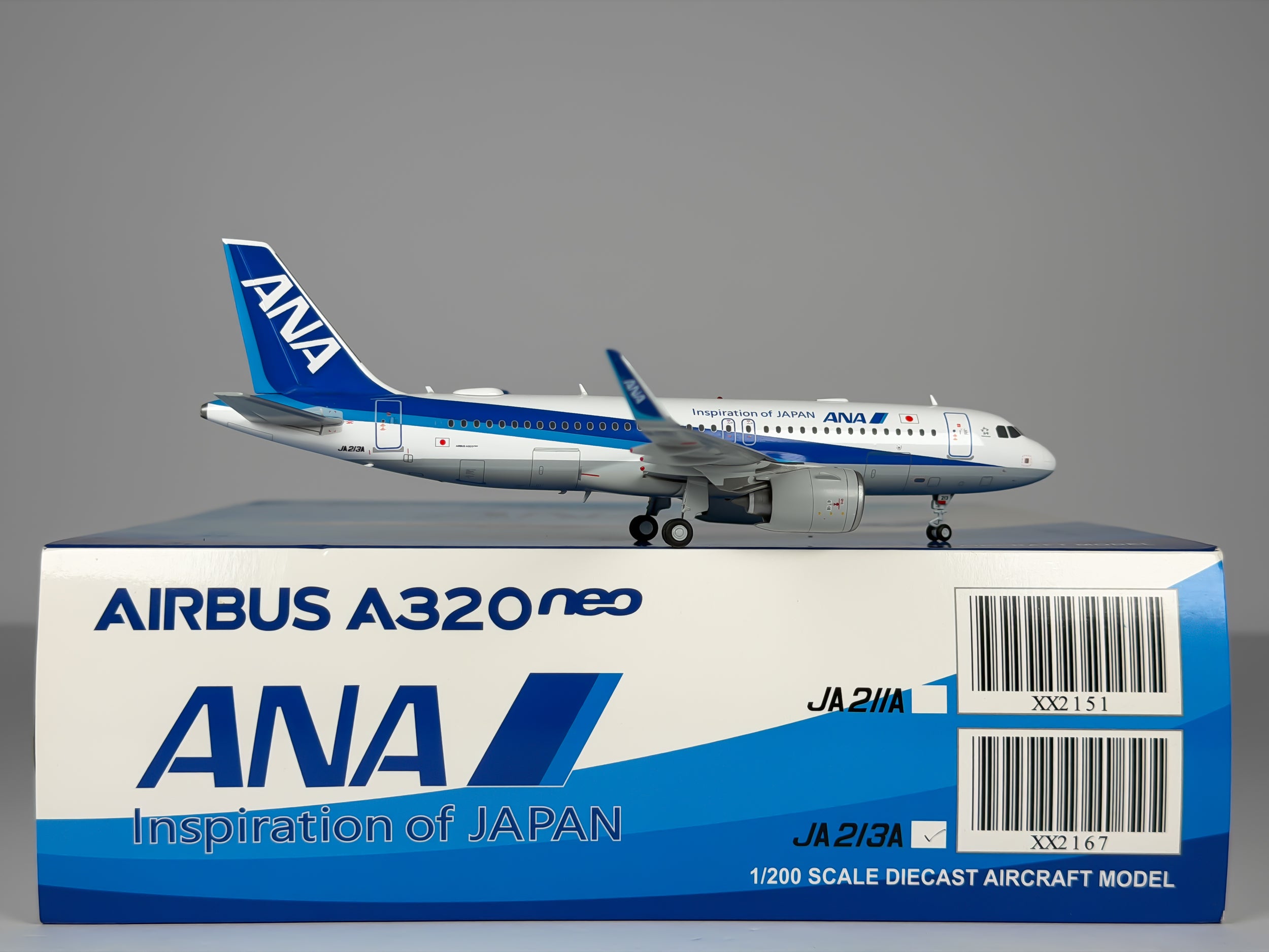 All Nippon Airways (ANA) Airbus A320neo 1:200 JC Wings JA213A (XX2167)