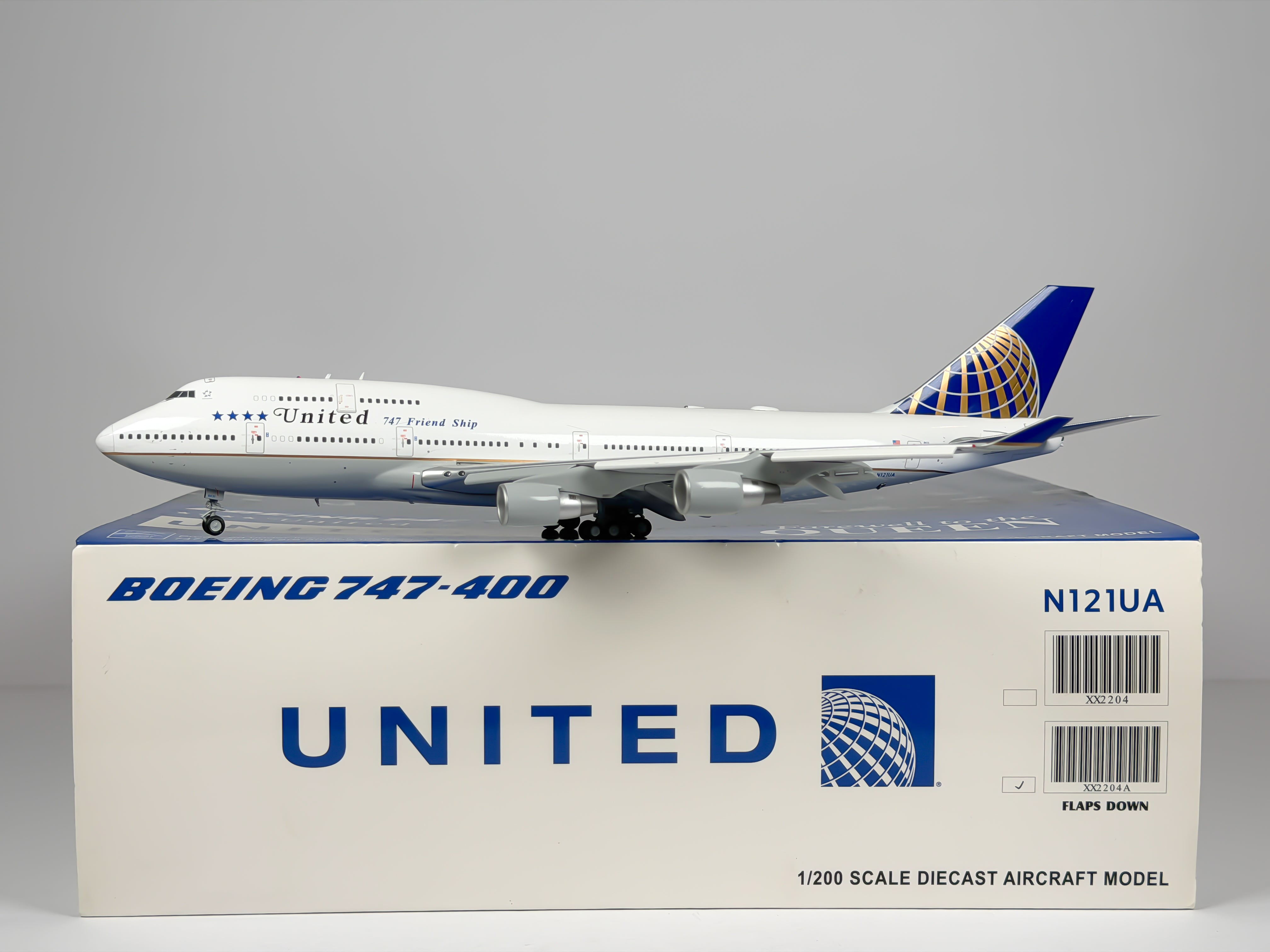 United Airlines Boeing 747-400 1:200 JC Wings N121UA (XX2204A) (Flaps Down Version)