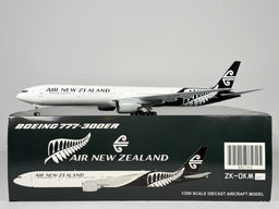Air New Zealand Boeing 777-300ER 1:200 JC Wings ZK-OKM (XX2304)