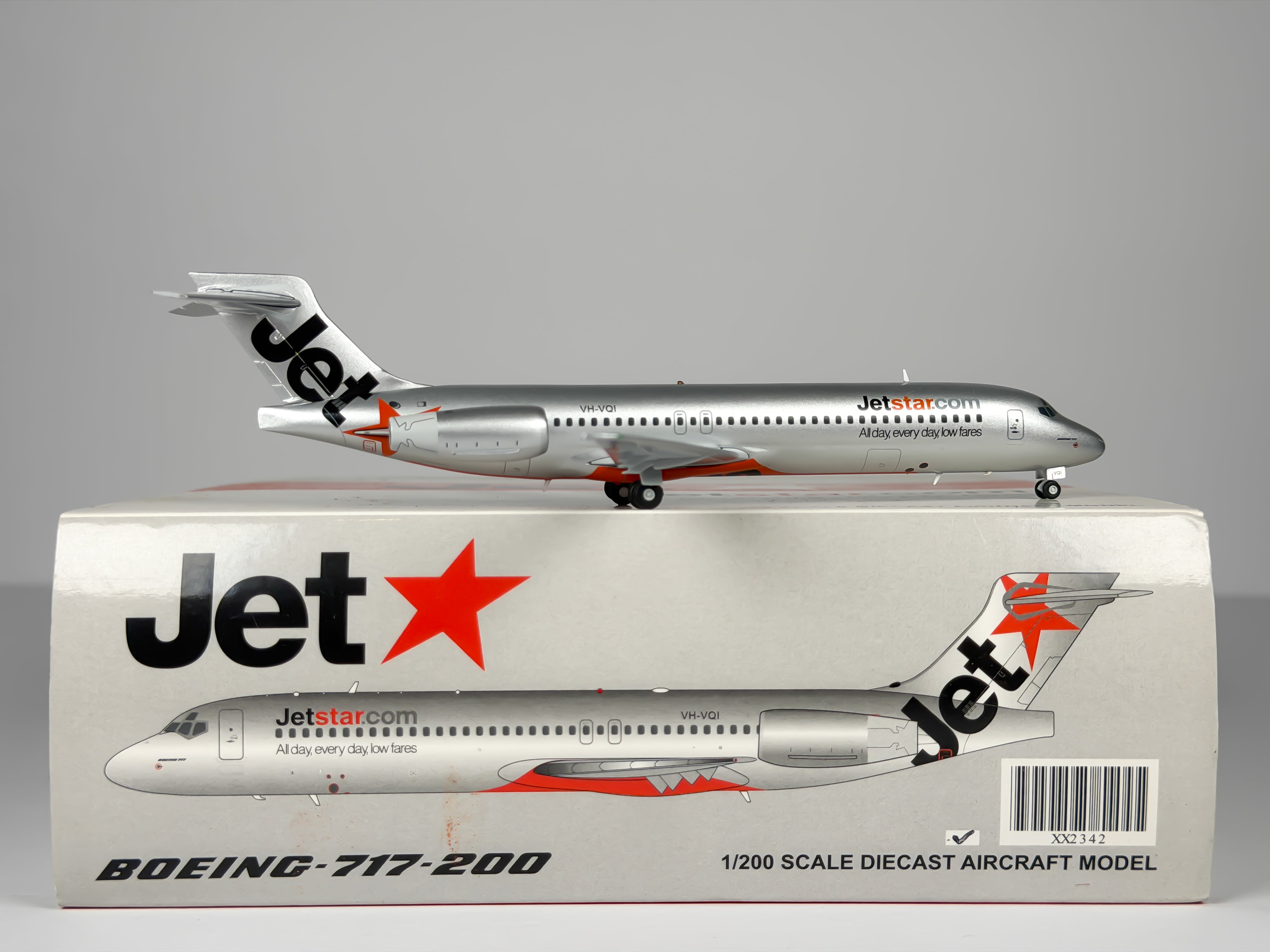 Jetstar Boeing 717-200 1:200 JC Wings VH-VQI (XX2342)