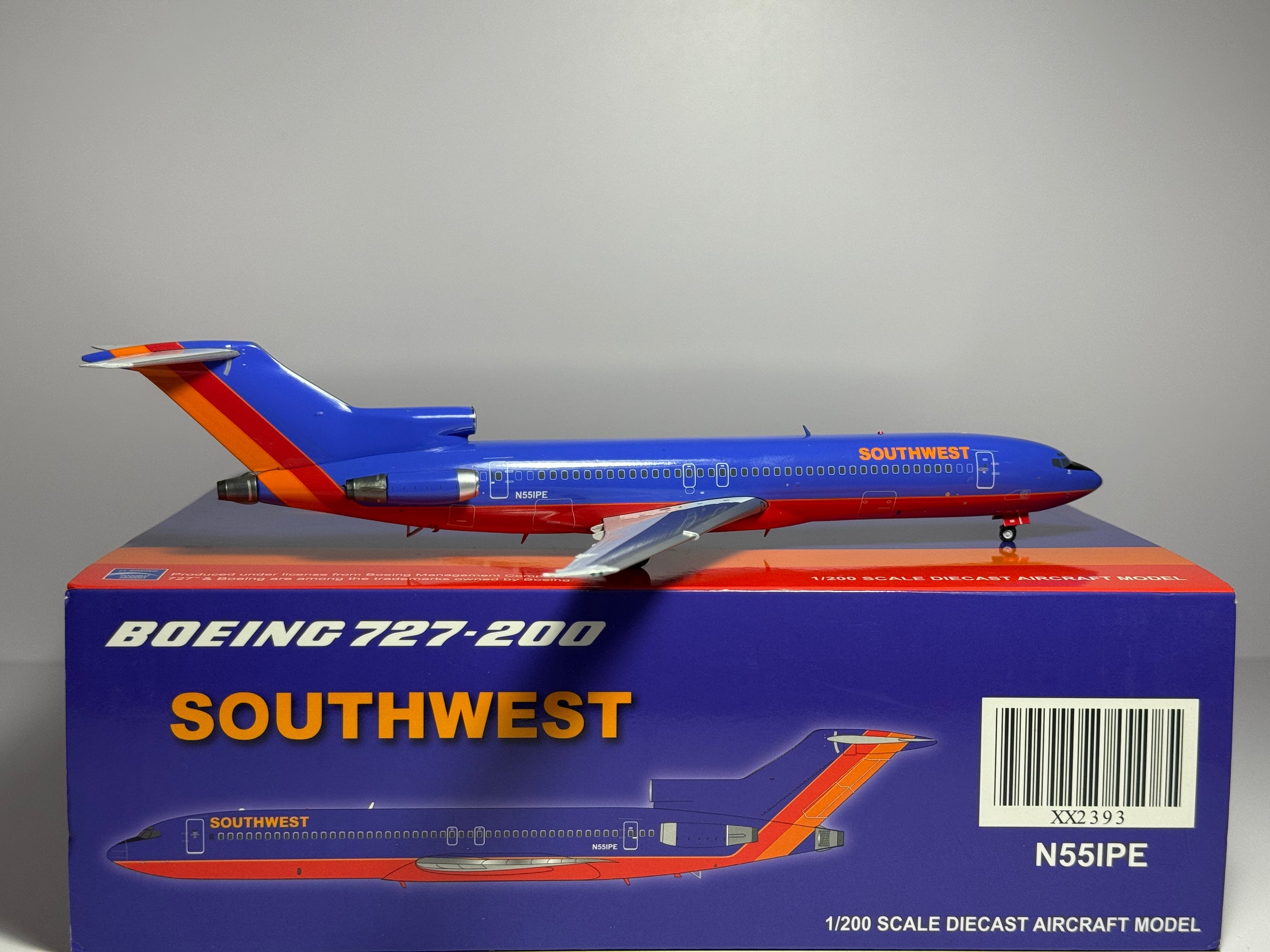 JC Wings 1:200 Southwest Boeing 727-200 N551PE Canyon Blue XX2393