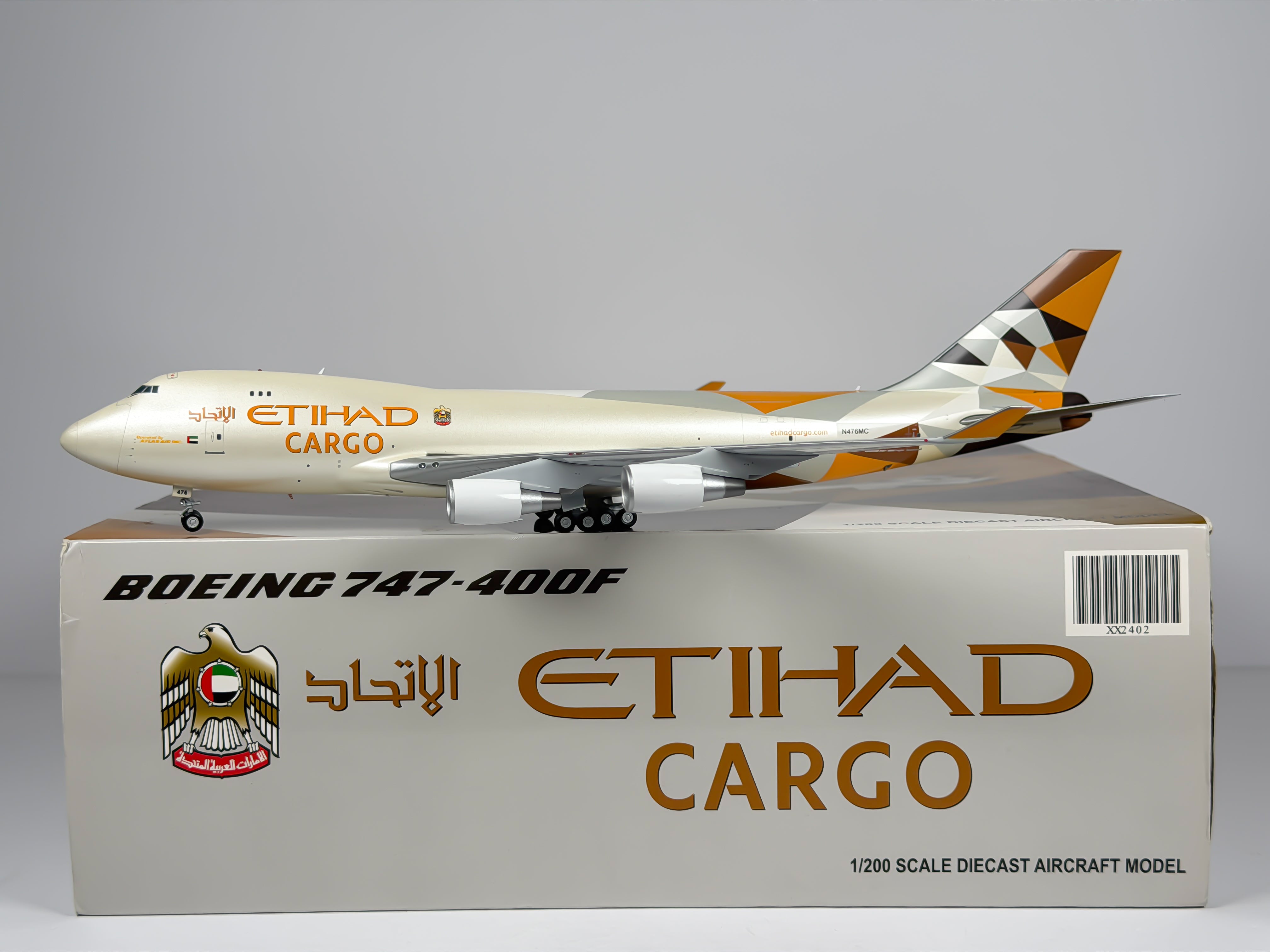 Etihad Airways Boeing 747-400F 1:200 JC Wings N476MC (XX2402)