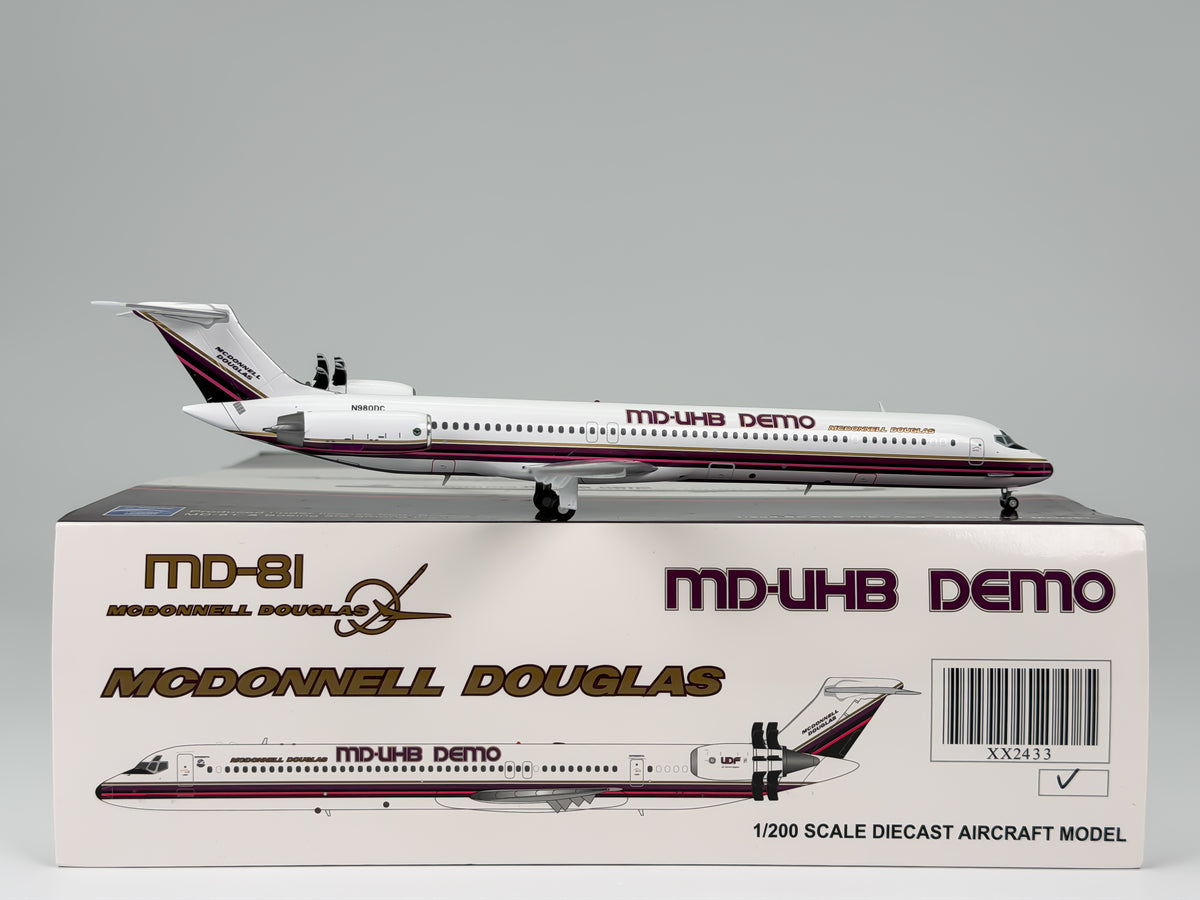 McDonnell Douglas House McDonnell Douglas MD-80 1:200 JC Wings N980DC (XX2433)