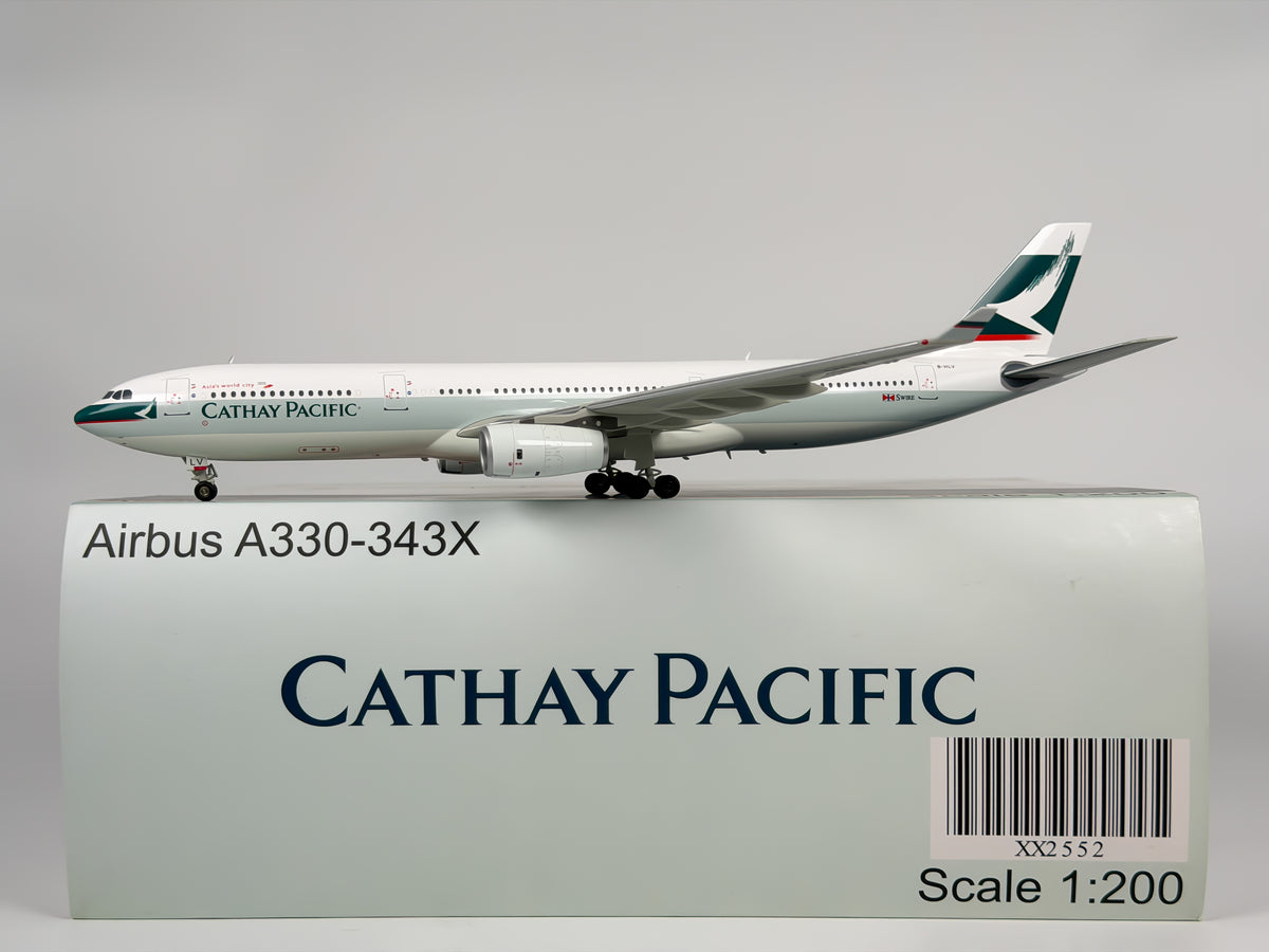 Cathay Pacific Airbus A330-300 1:200 JC Wings B-HLV (XX2552)