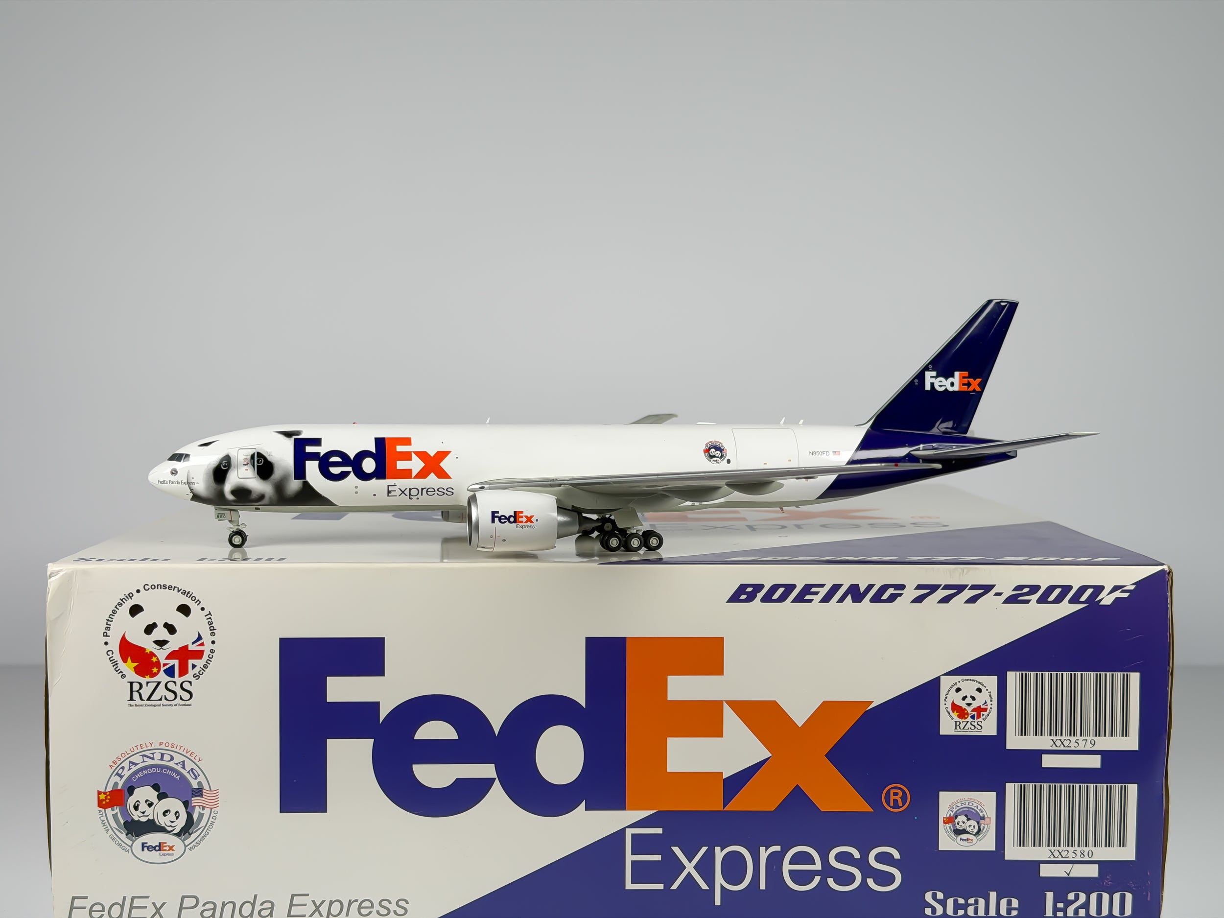 FedEx Express Boeing 777-200F 1:200 JC Wings N850FD (XX2580)