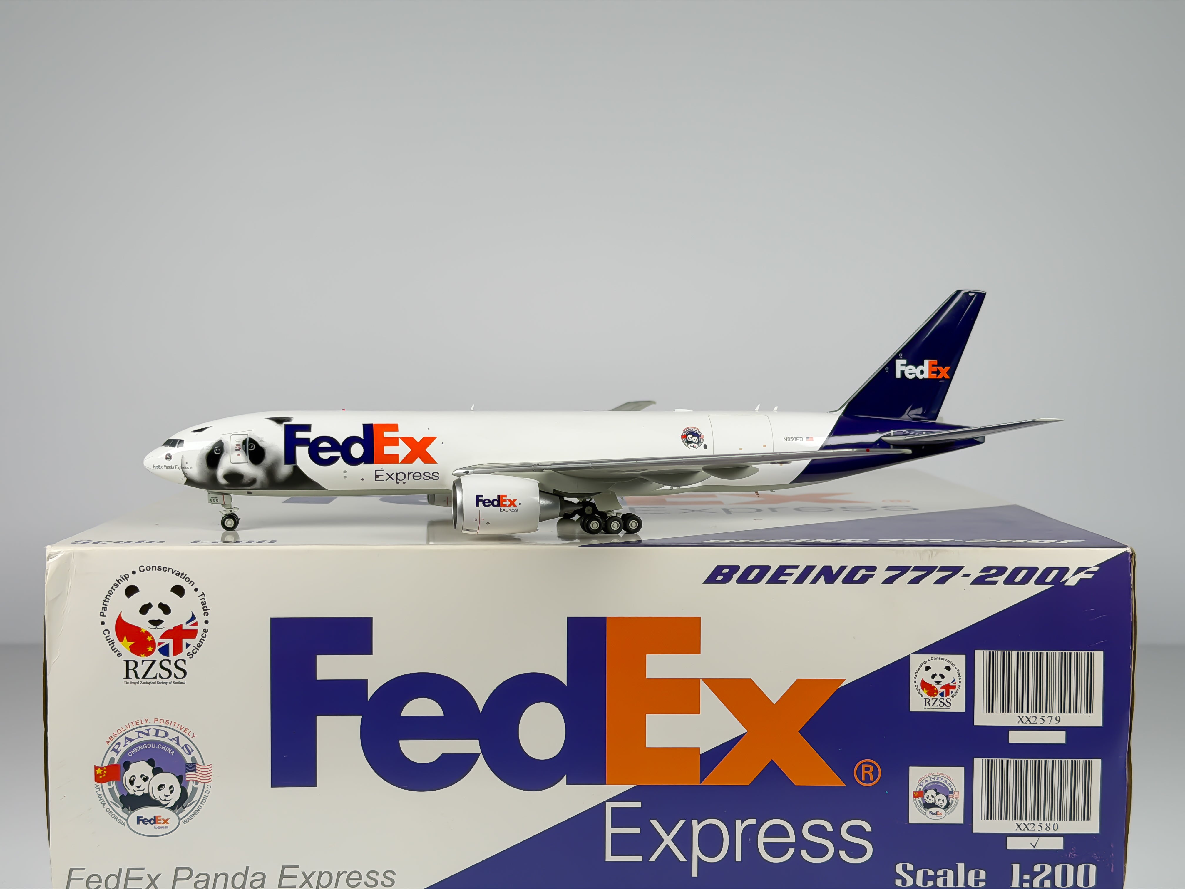FedEx Express Boeing 777-200F 1:200 JC Wings N850FD (XX2580)